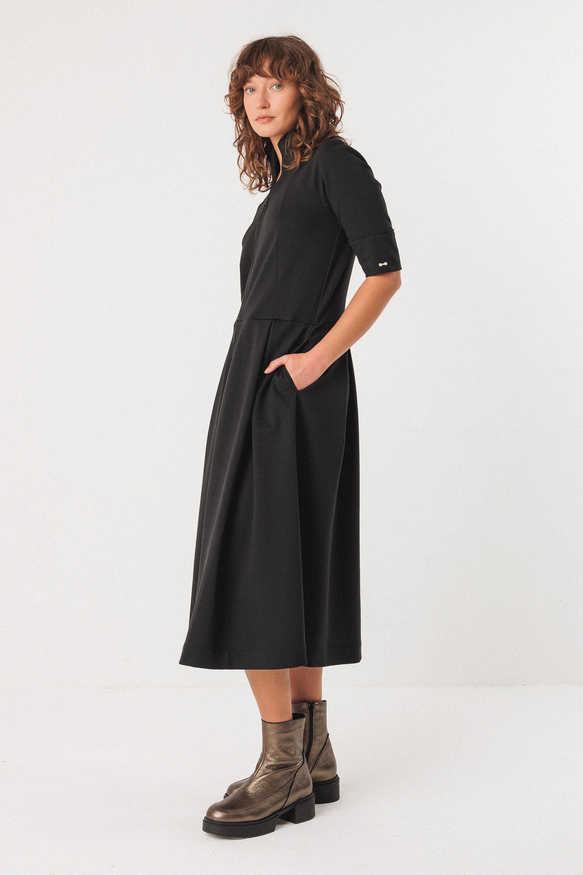 skfk femme robe alaitza modal noir l armoire poethique 2