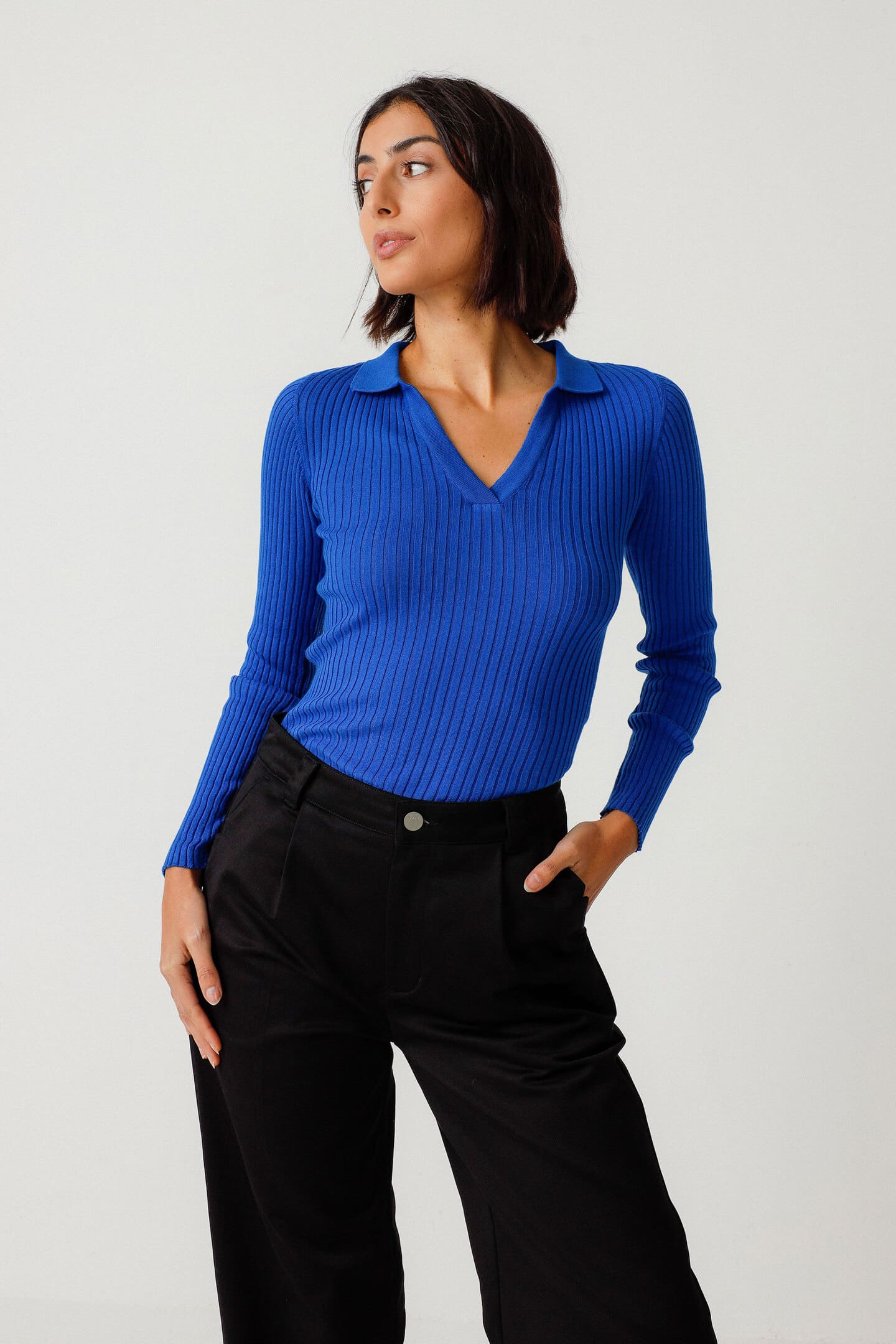 skfk femme t shirt ariza bleu indigo coton bio l armoire poethique  2