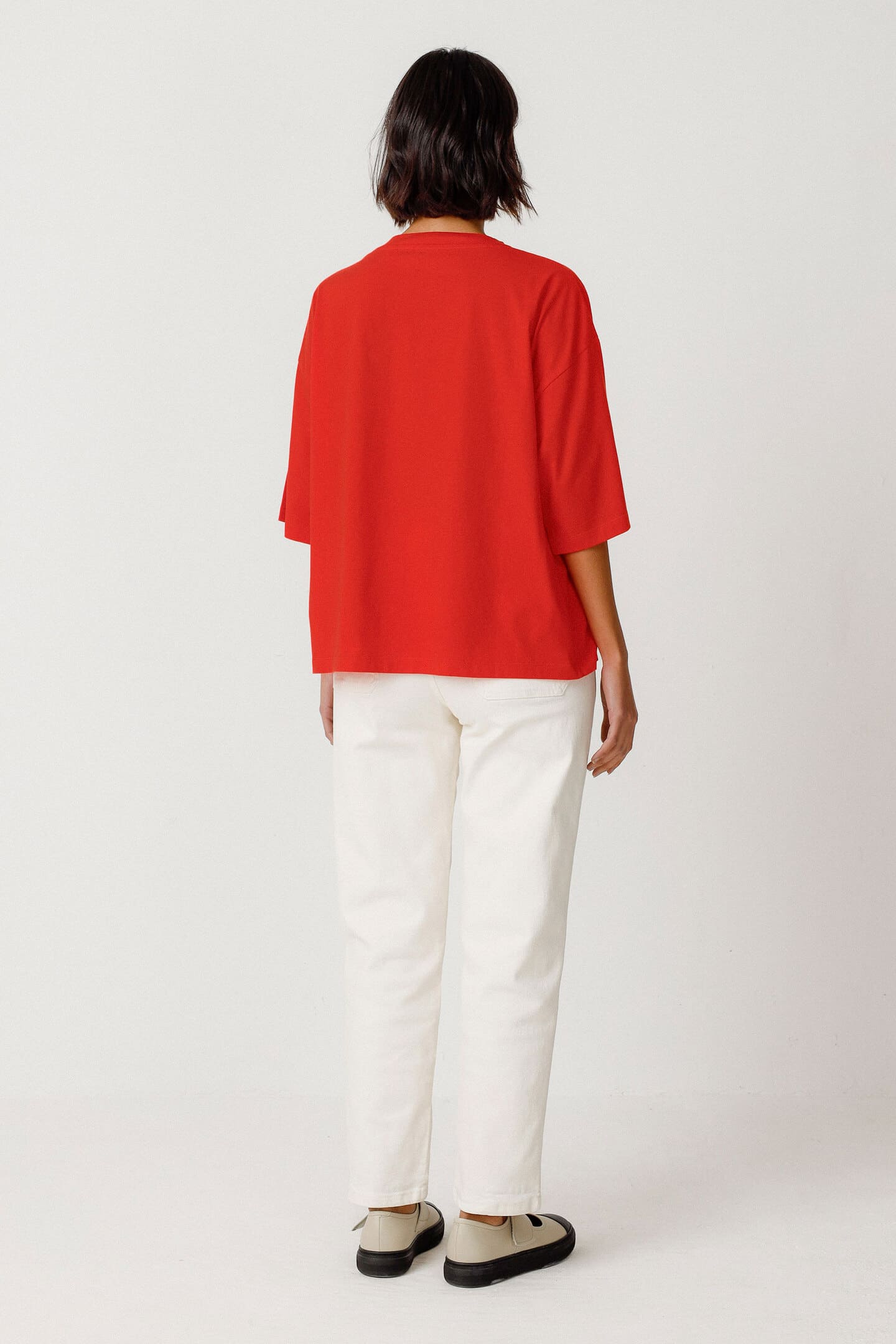 skfk femme t shirt irartza rouge coton bio l armoire poethique  4