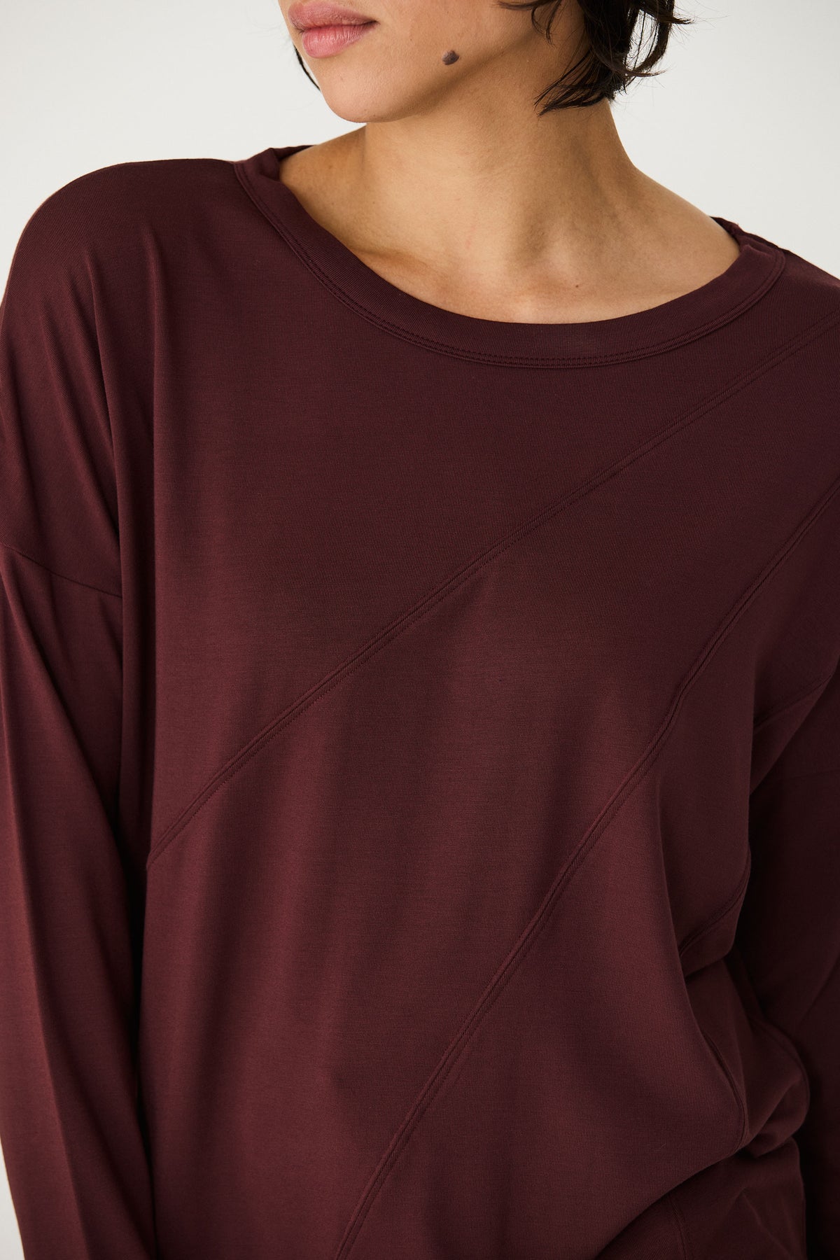 skfk femme tee shirt manches longues beltzane modal tencel chocolat l armoire poethique 3