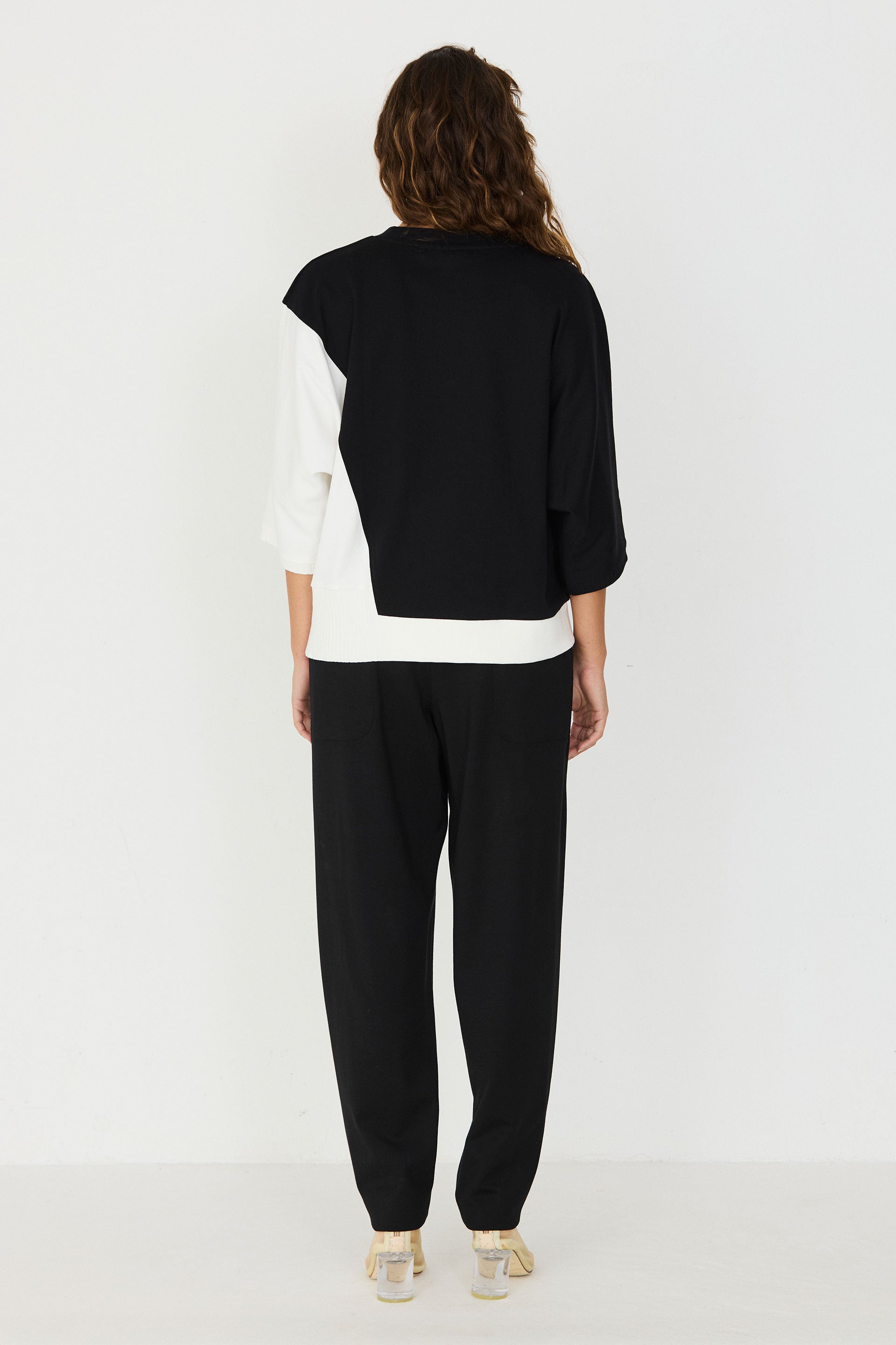 skfk femme top manches 3 4 aloria noir cr me coton bio l armoire poethique 4