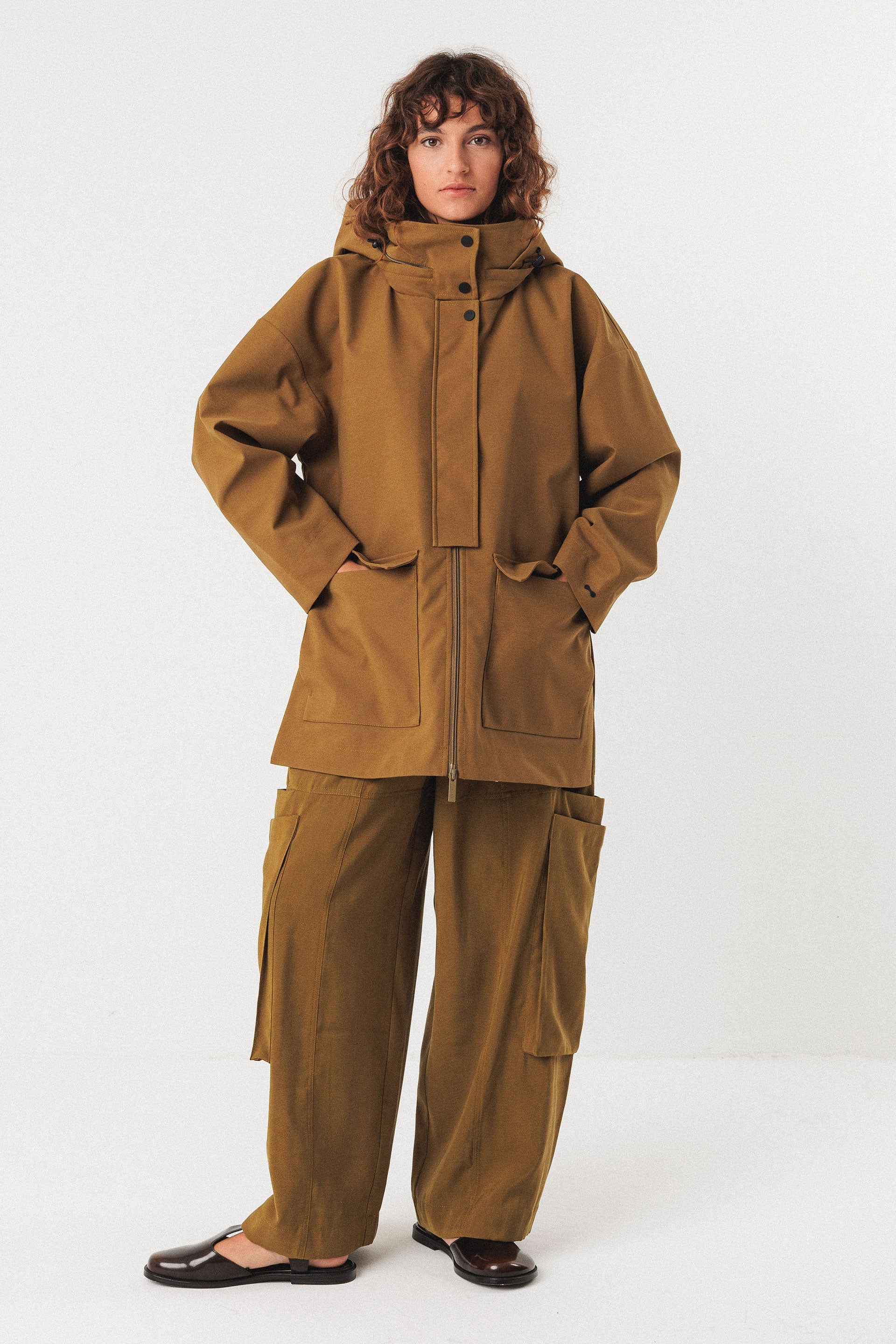 skfk femme veste sina polyester recycle vert olive l armoire poethique  3