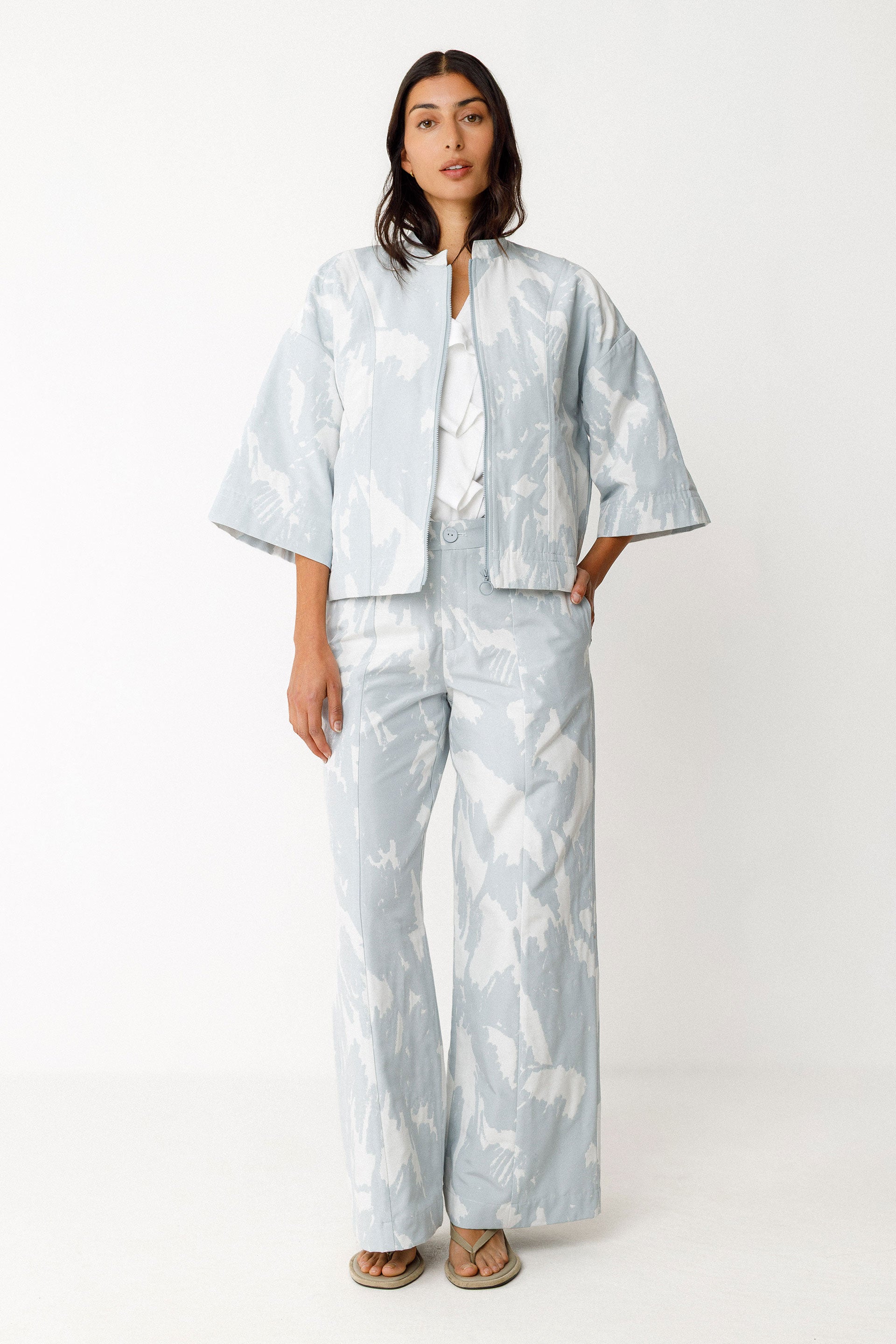 skfk femme veste zeiane camo gris blanc coton bio l armoire poethique 2