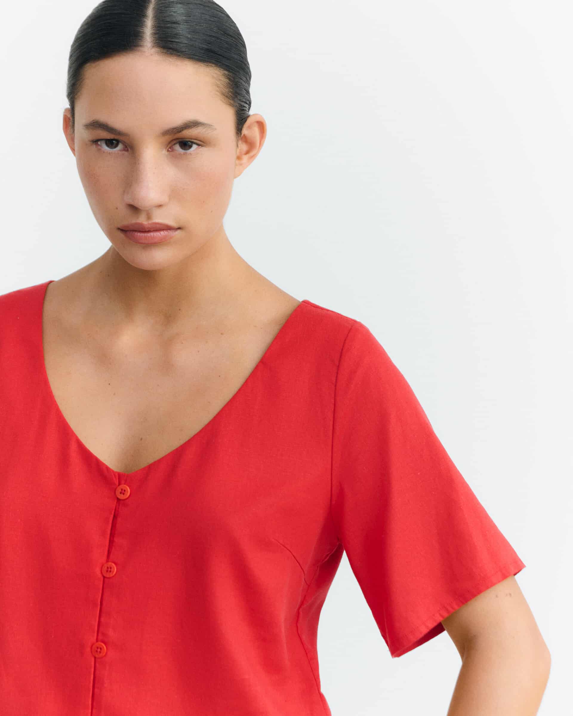 thinking mu femme blouse leia rouge chanvre l armoire poethique 1