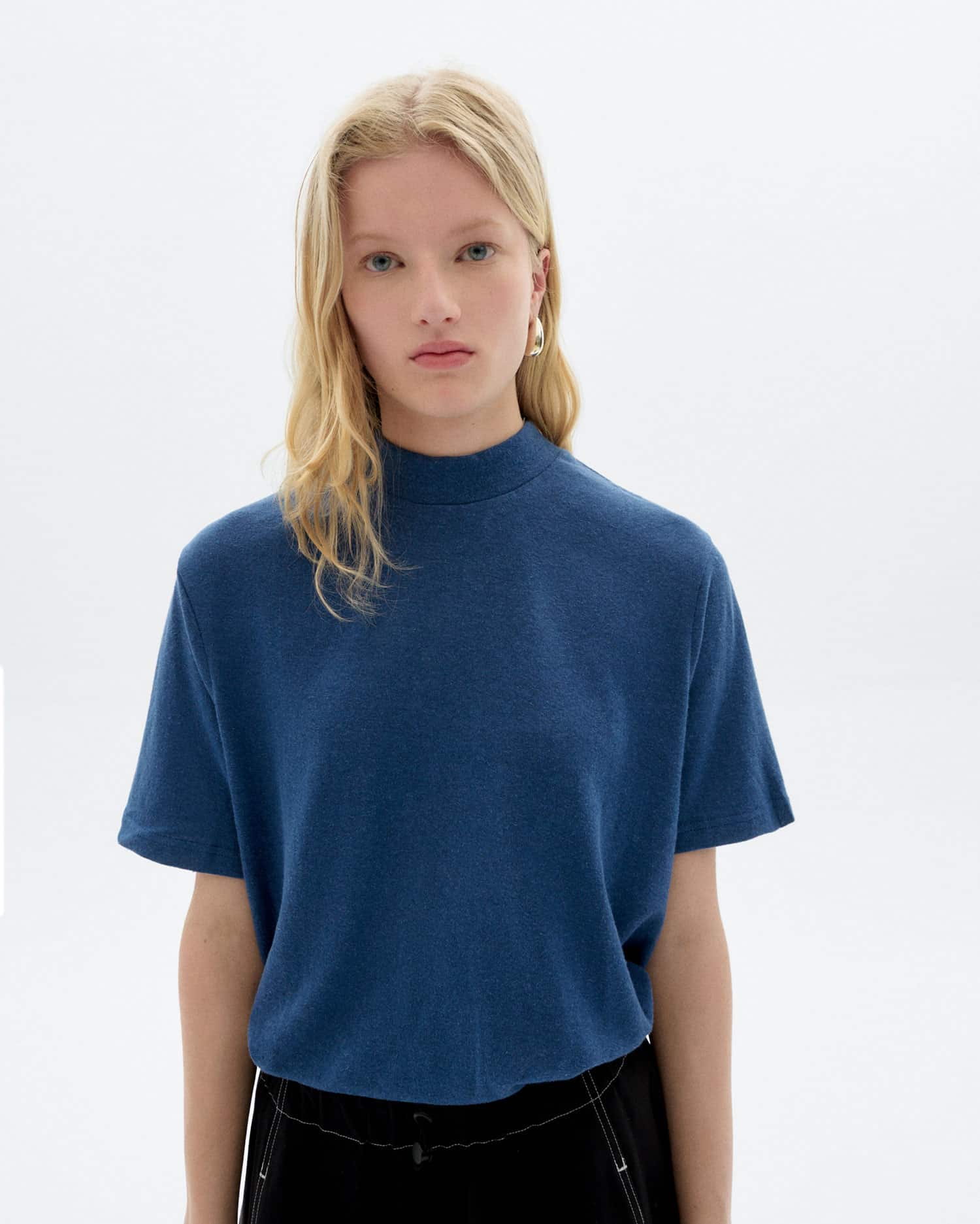 thinking mu femme t shirt aidin bleu chanvre l armoire poethique 1