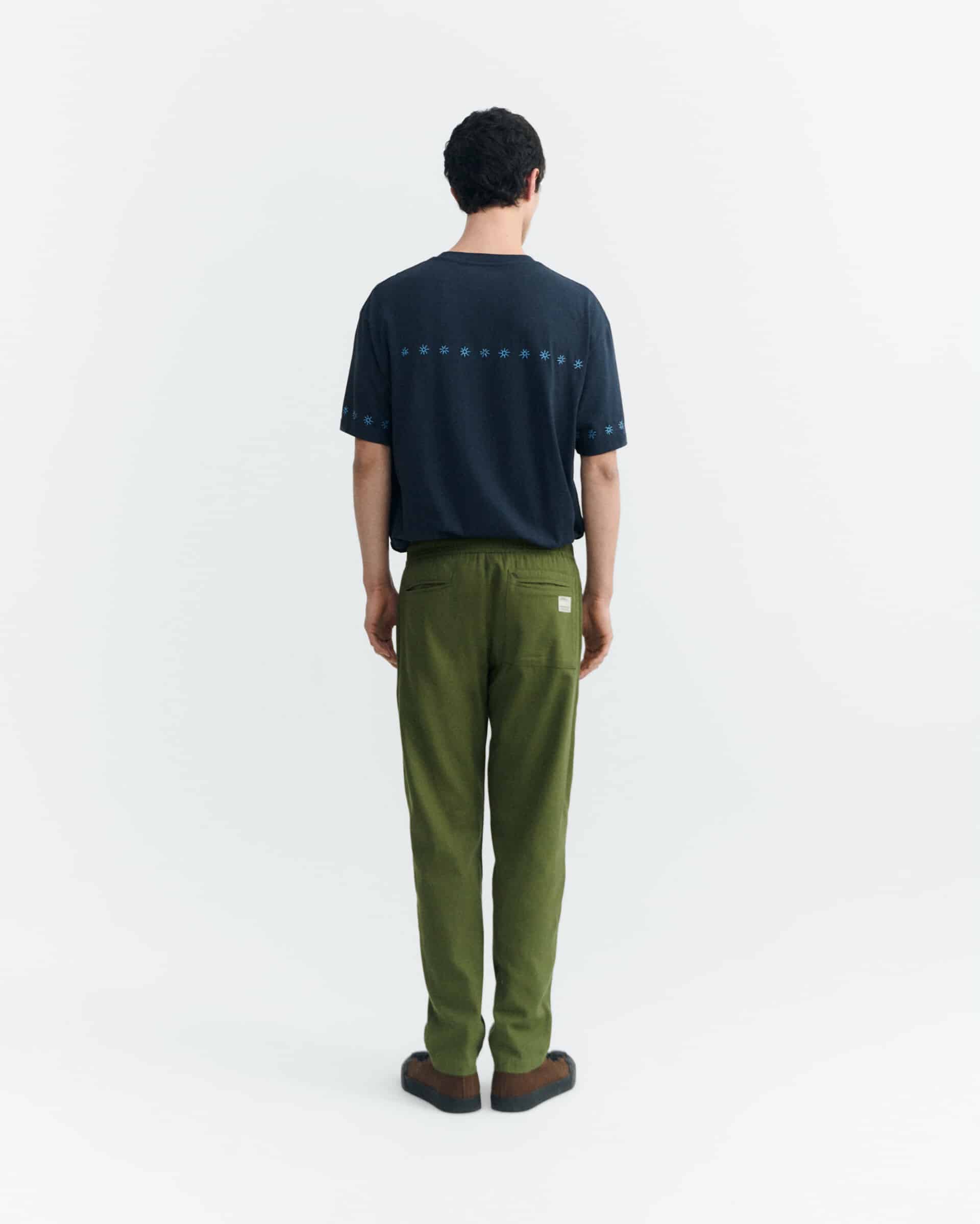 thinking mu homme pantalon kentia light travel vert olive coton bio l armoire poethique 5