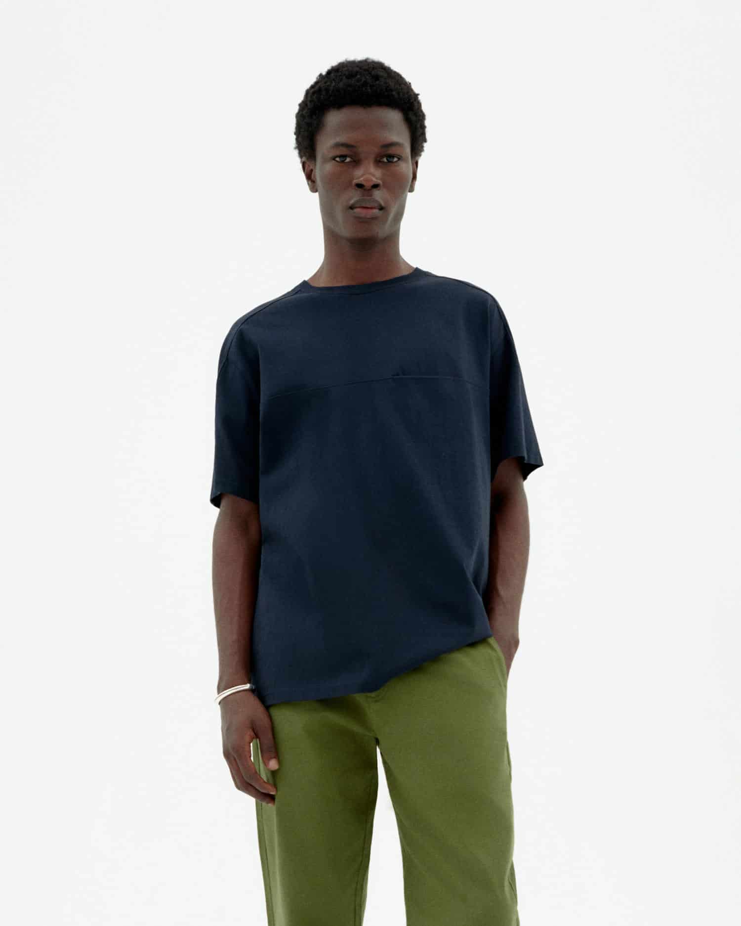 thinking mu homme t shirt hank bleu marine coton bio l armoire poethique  1