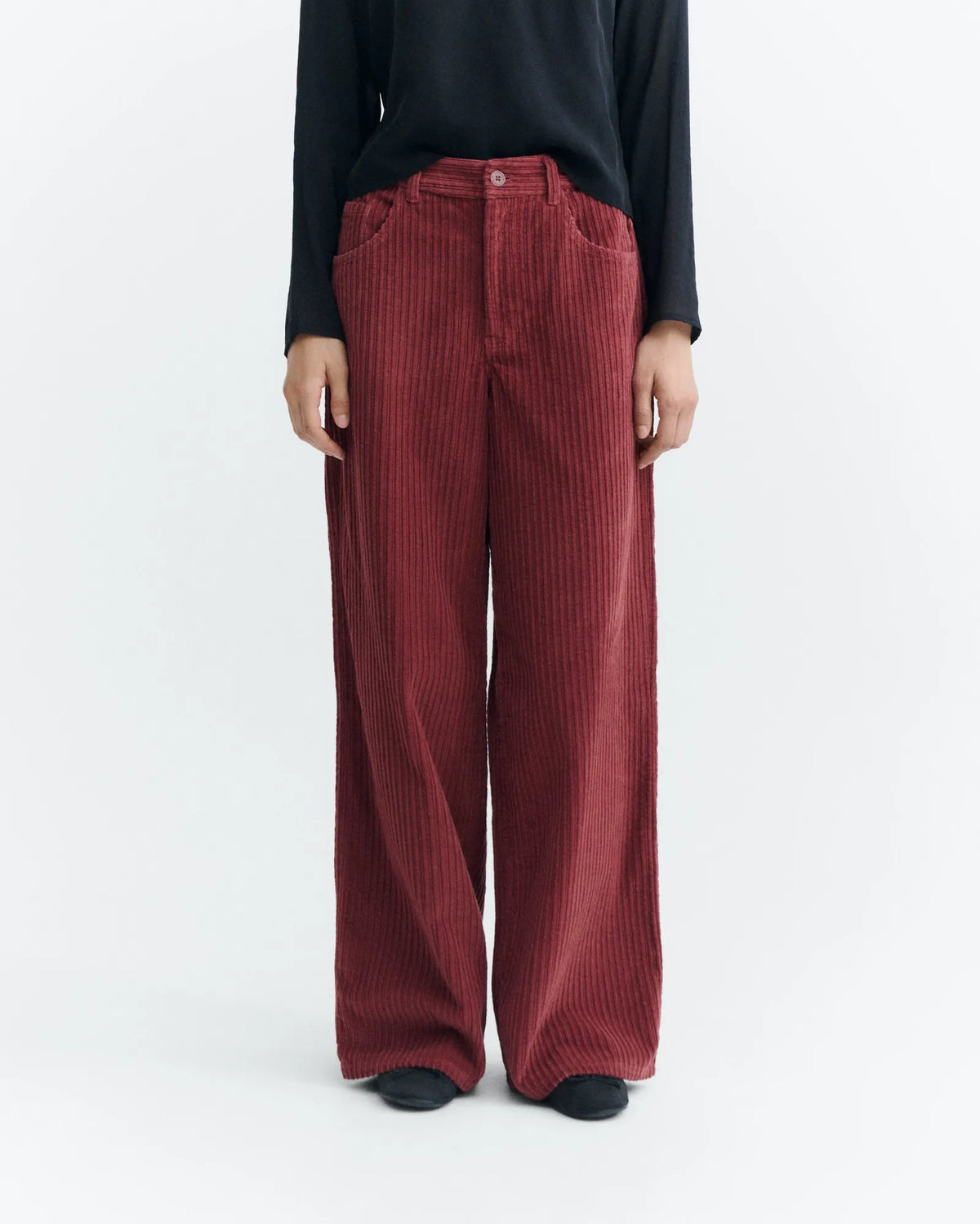 thinking mu pantalon large en velours de coton bio hedda brun acajou l armoire poethique