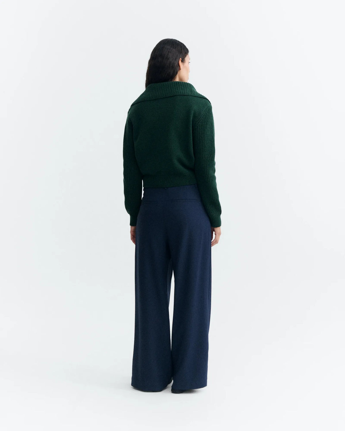 thinking mu pull col camionneur en laine tanit vert fonce l armoire poethique