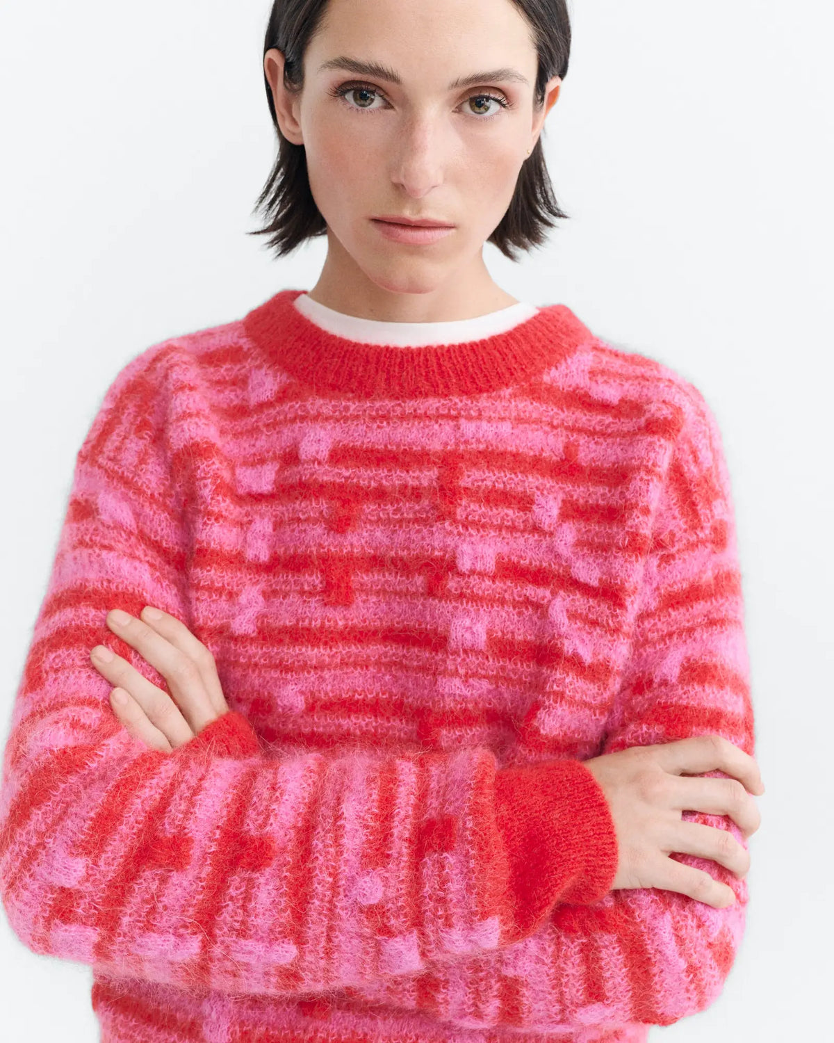 thinking mu pull en laine candela knitted rose et rouge l armoire poethique
