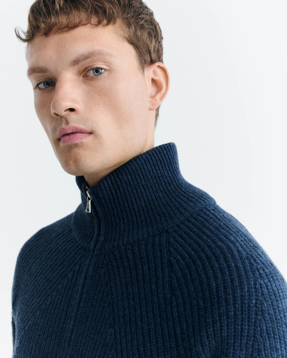 thinking mu pull en laine zippe ekaiz knitted gris fonce l armoire poethique