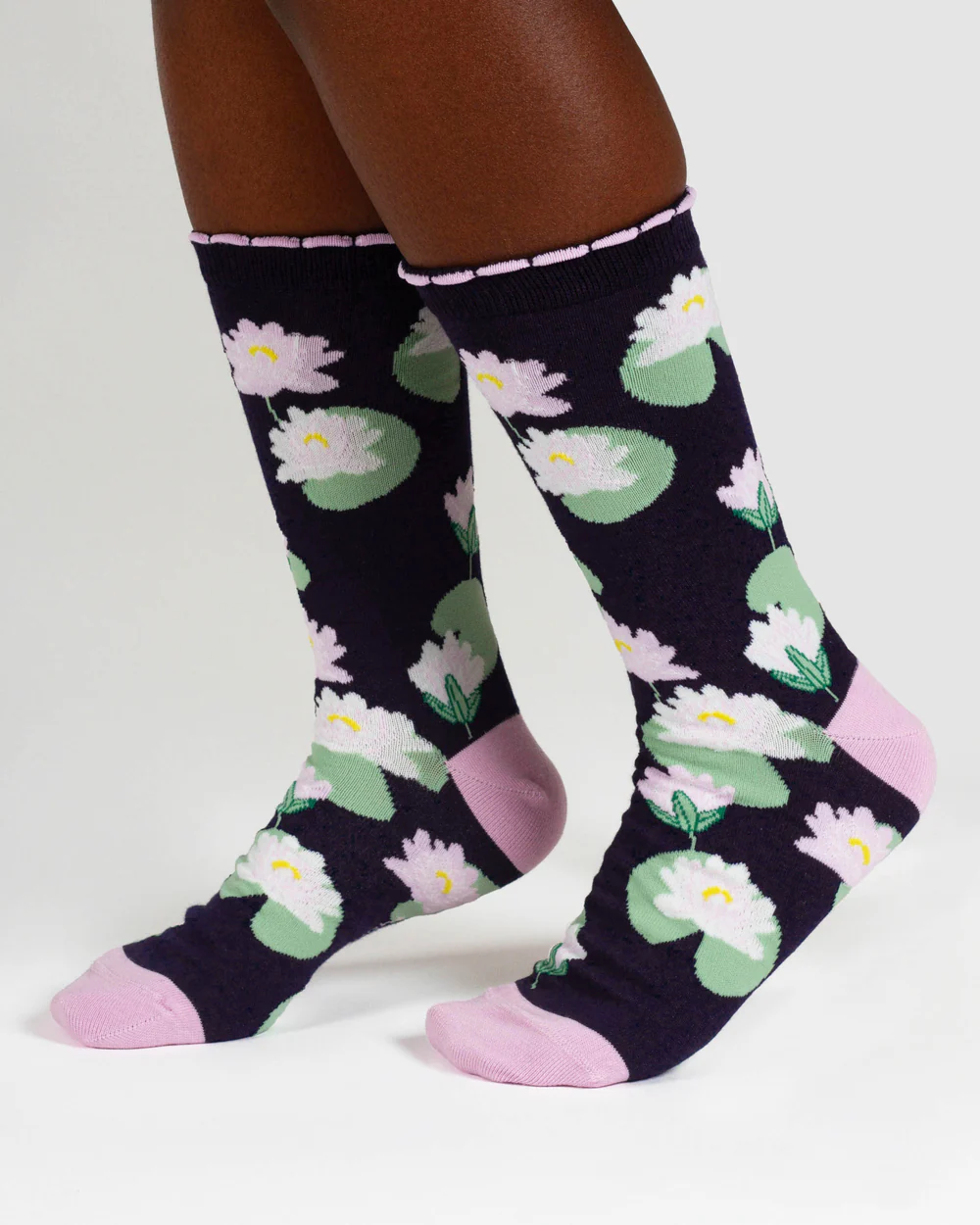 thought femme chaussette lotus birth flower viscose bambou bleu rose vert l armoire poethique 3