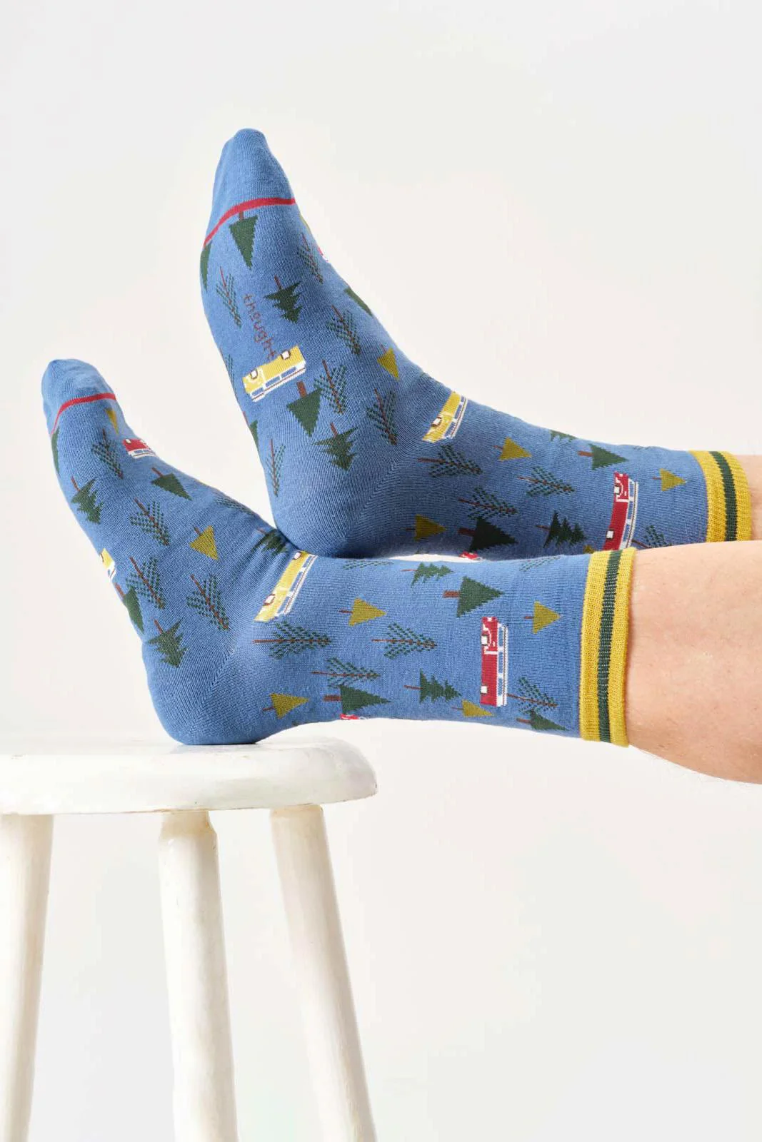 thought homme chaussette camper van coton bio bleu multicolore l armoire poethique 2