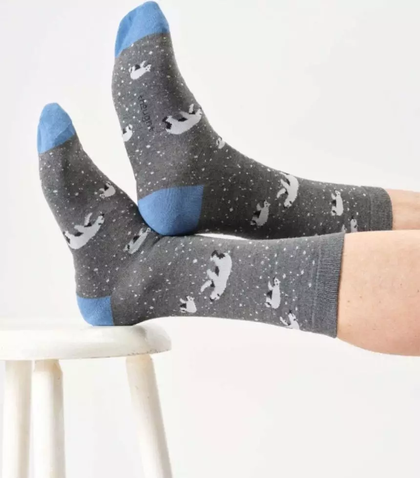 thought homme chaussette wintery polar bear viscose bambou gris l armoire poethique 2
