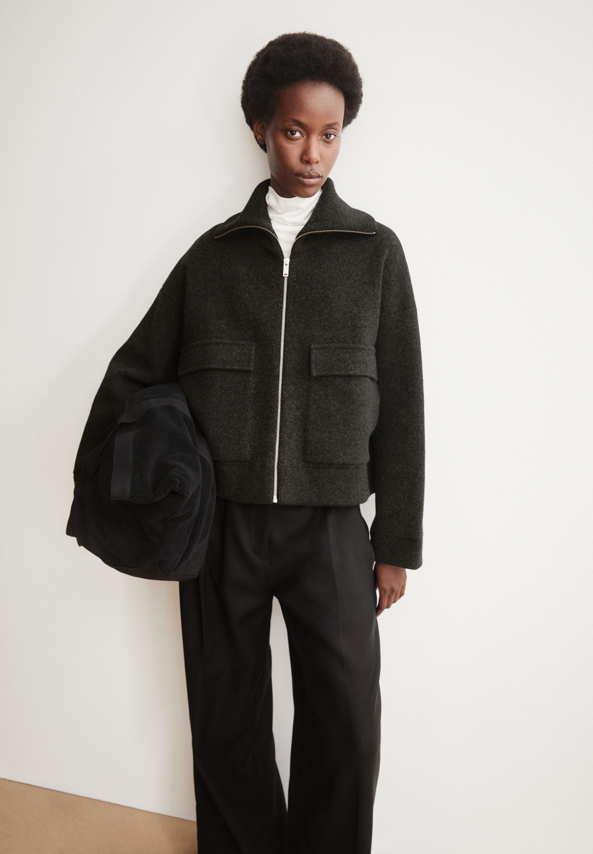 veste zippe en coton bio et laine bio gris anthracite armedangels femme veste laine gris anthracite l armoire poethique 4