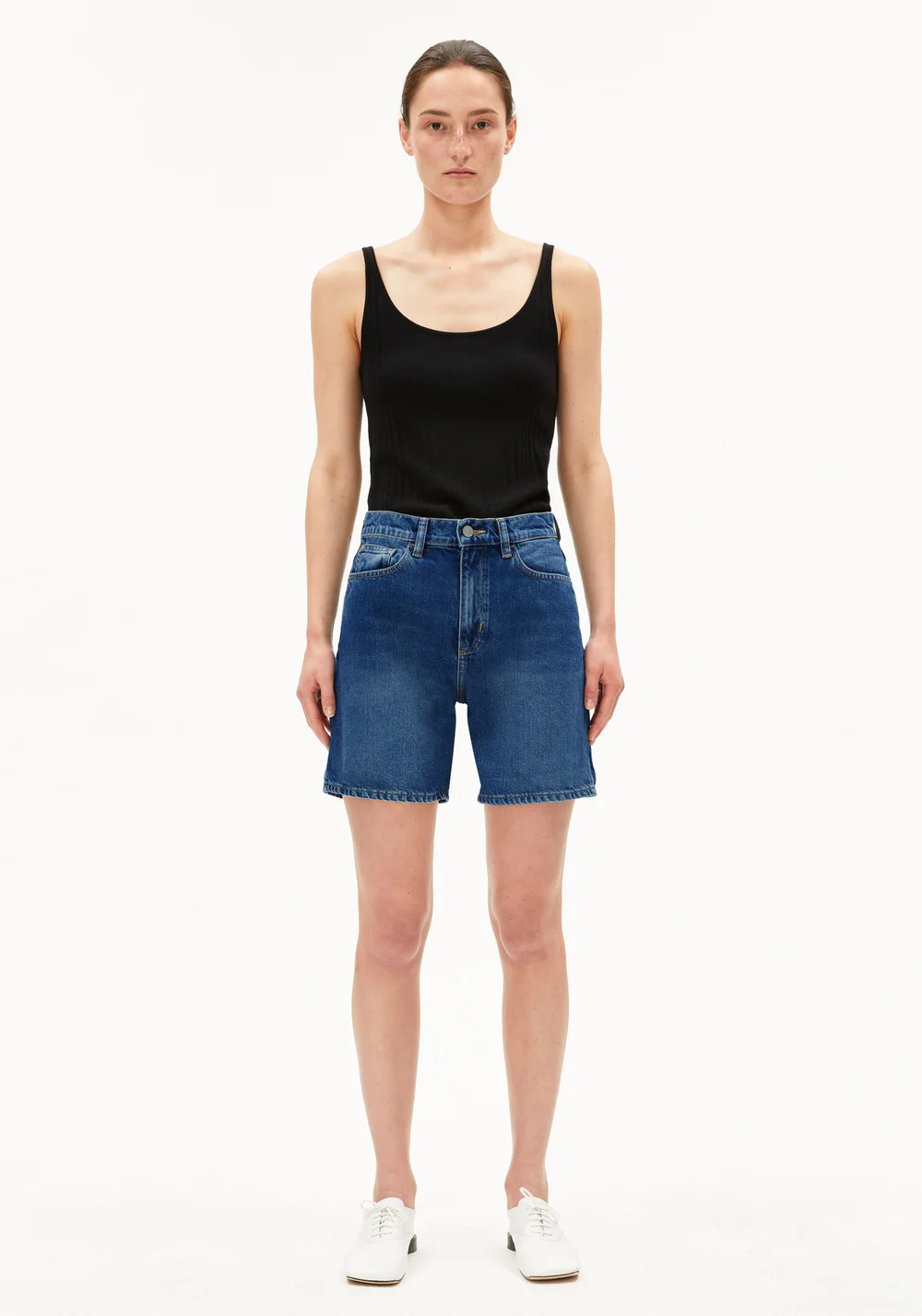 armedangels femme jean sheaari coton recycle bleu l armoire poethique  5 