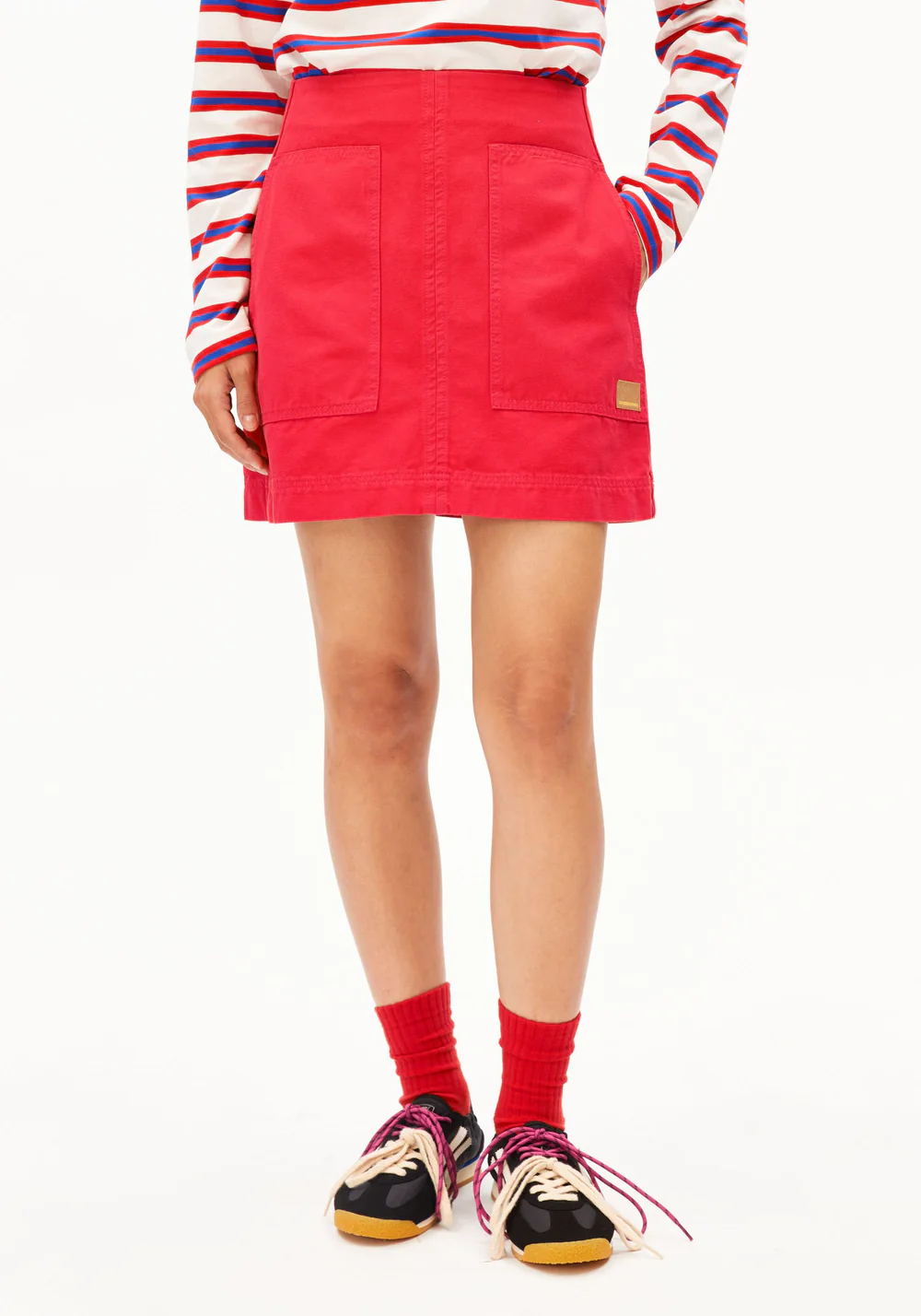 armedangels femme jupe workwear canvas mini coton bio rouge l armoire poethique  1 
