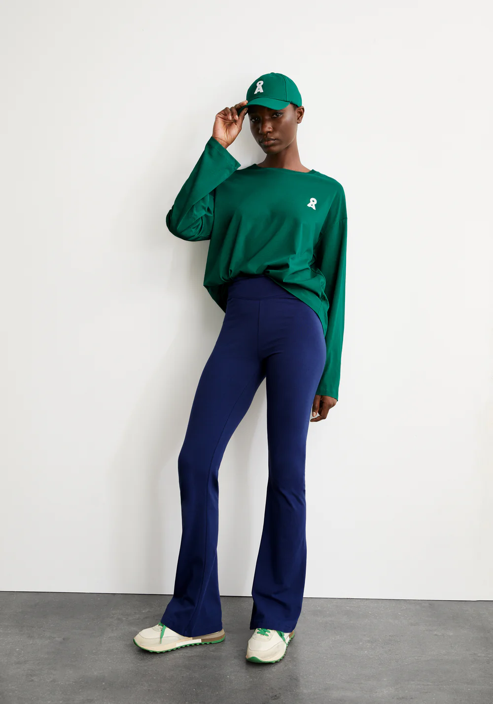 armedangels femme legging evase rehmaa coton bio bleu l armoire poethique  1 