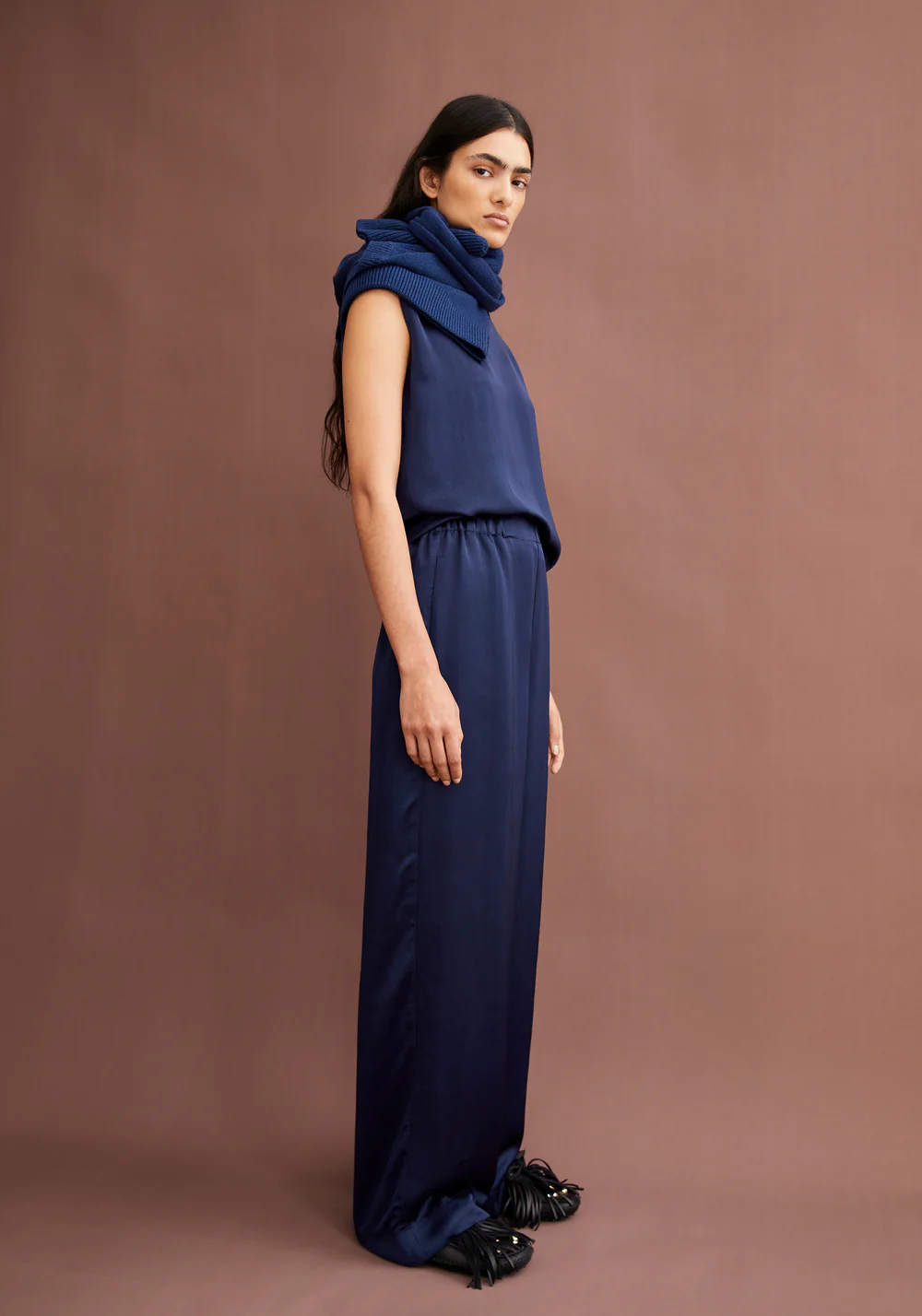 armedangels femme pantalon jonvaalie nialaa acetate renew bleu marine l armoire poethique  3 