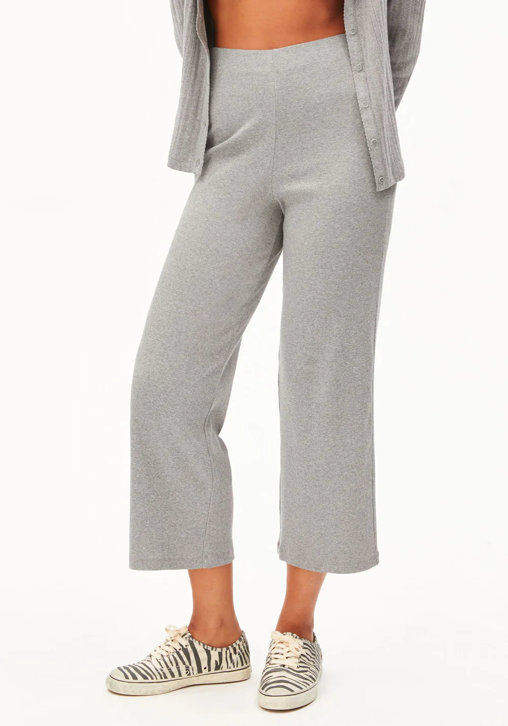 armedangels femme pantalon nianaa coton bio gris l armoire poethique  6 
