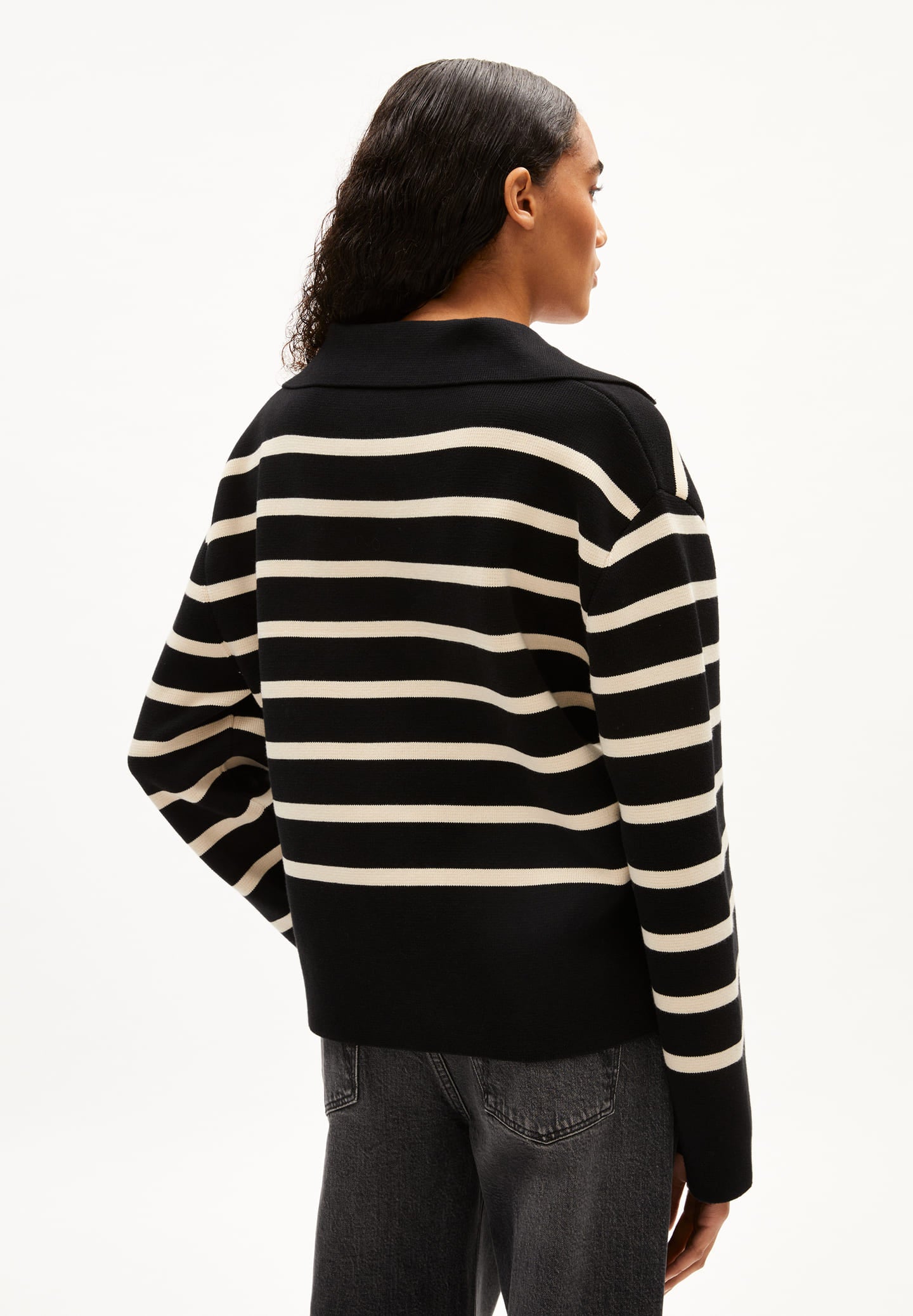 Pull rayé en coton bio frejiaas stripes · noir et crème