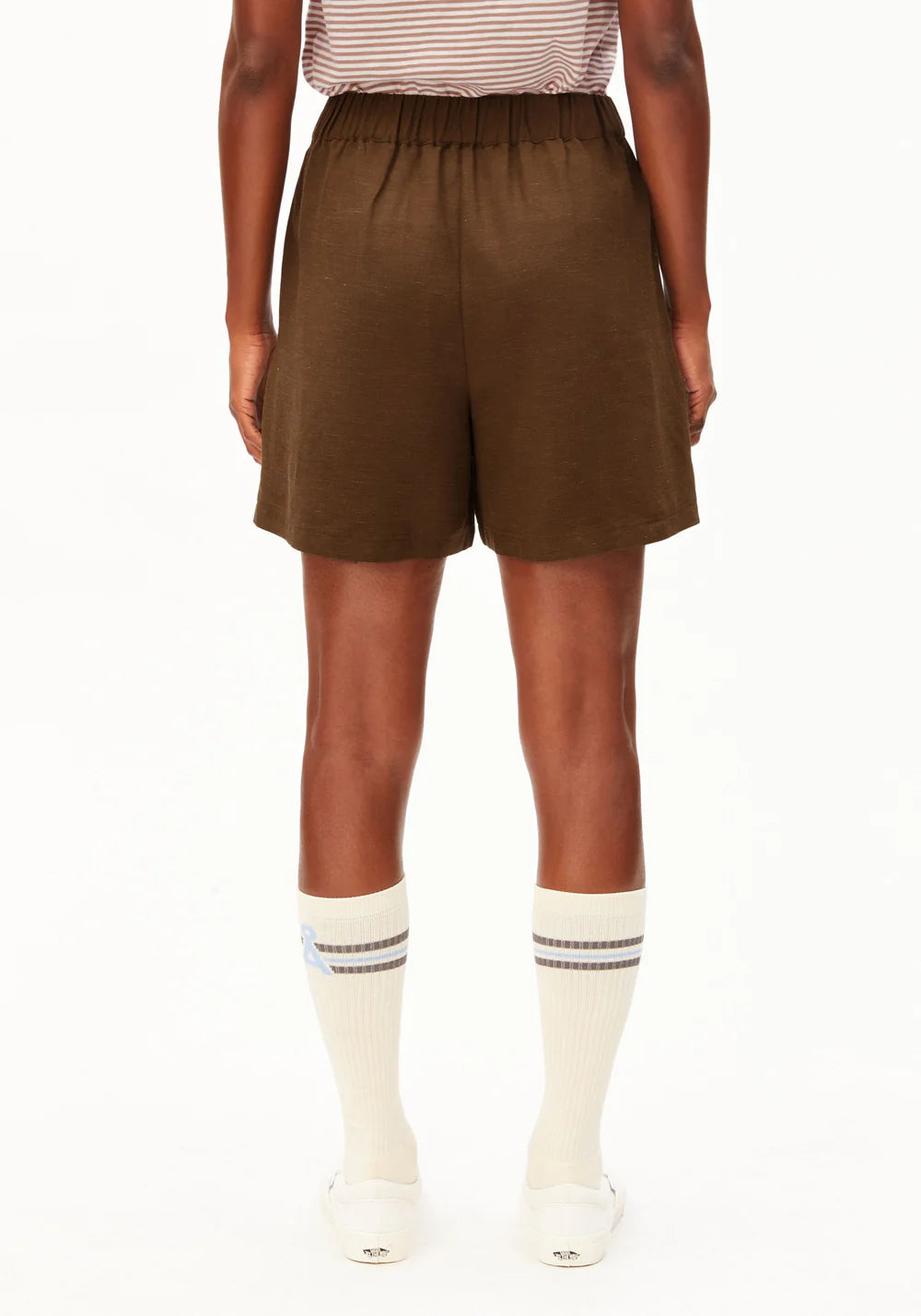 armedangels femme short blend pull on lenzing ecovero kaki l armoire poethique  3 