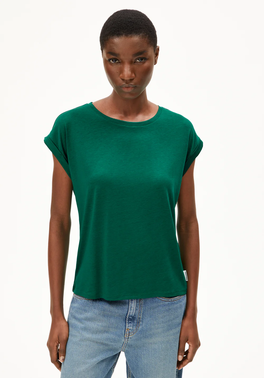armedangels femme t shirt jilaana tencel lyocell vert emeraude l armoire poethique  2 
