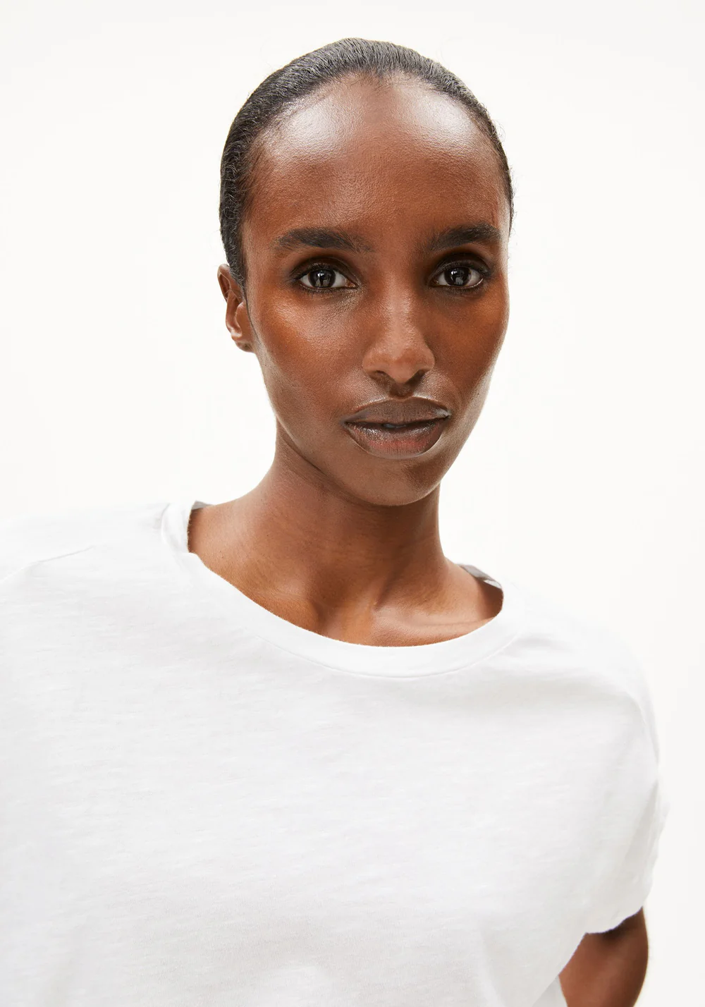 armedangels femme tee shirt slub jersey coton bio blanc l armoire poethique  4 