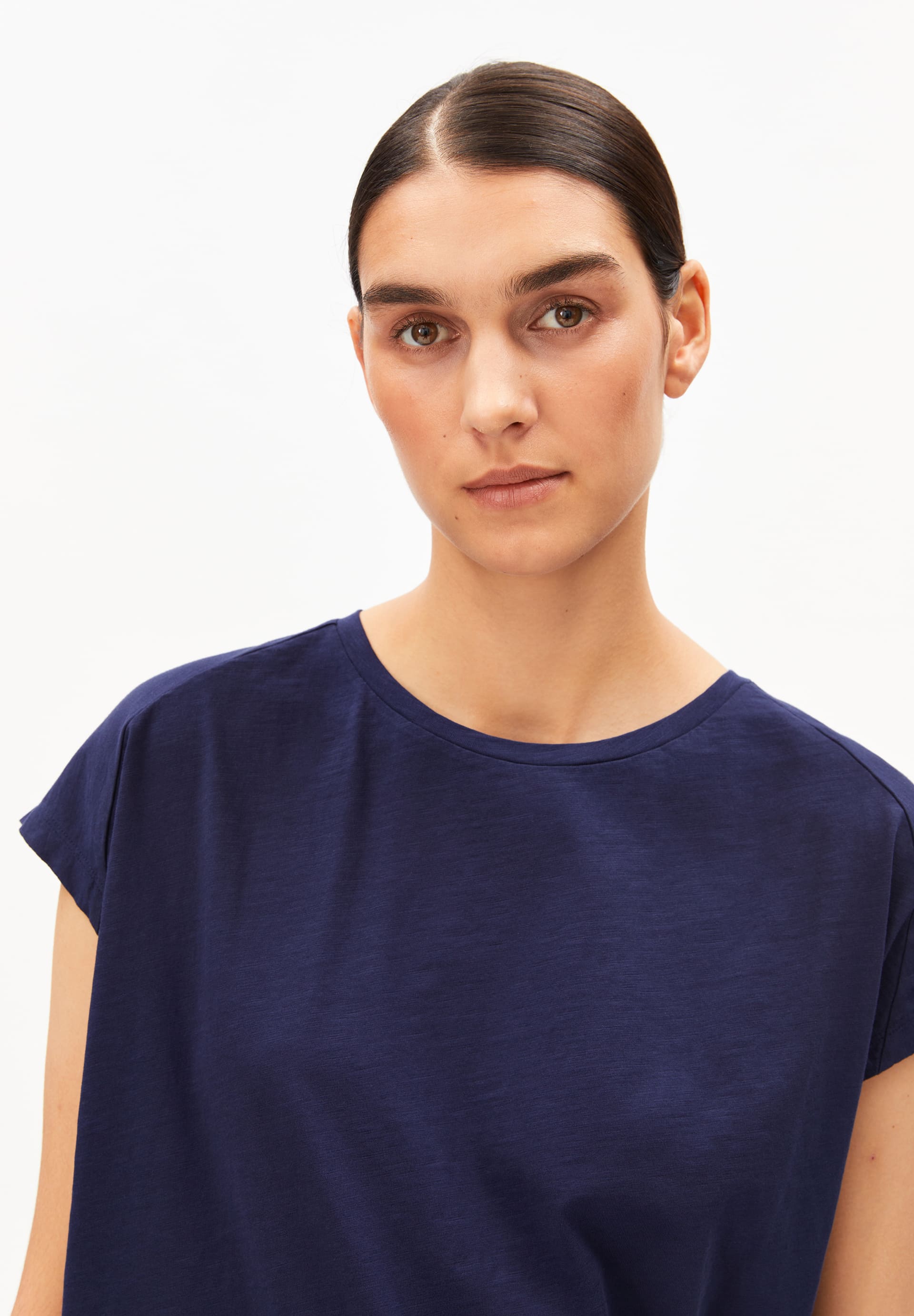 armedangels femme tee shirt slub jersey coton bio bleu l armoire poethique  1 