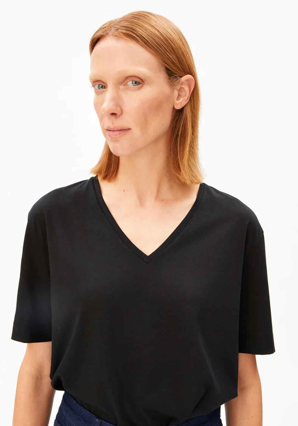 armedangels femme tee shirt tencel lyocell noir l armoire poethique  5 