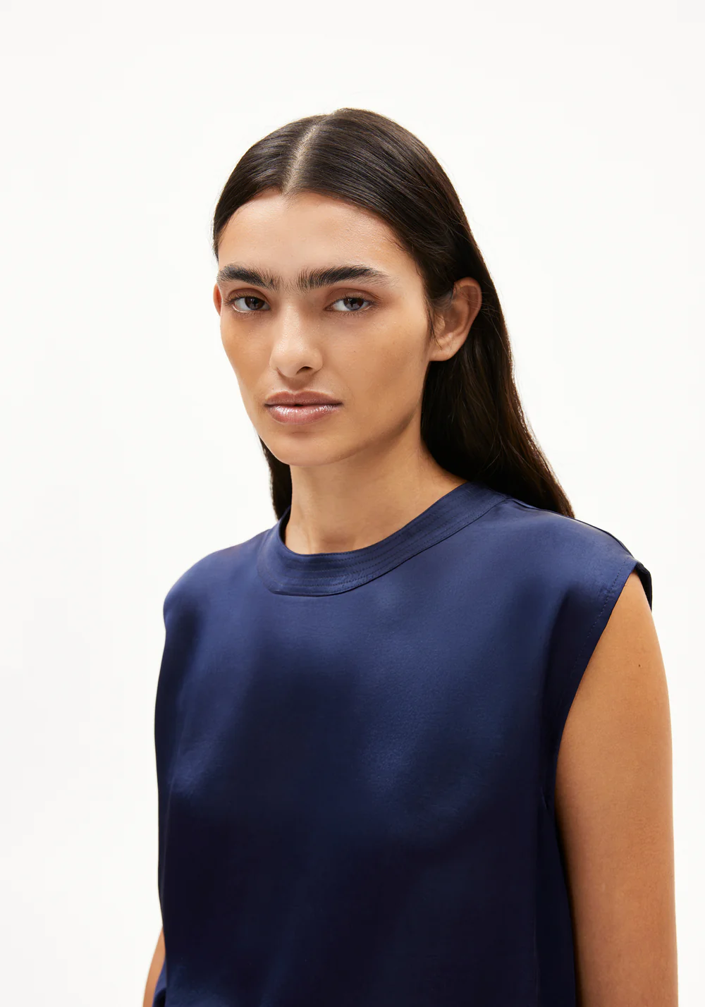 armedangels femme top neraali nialaa acetate renew bleu marine l armoire poethique  4 