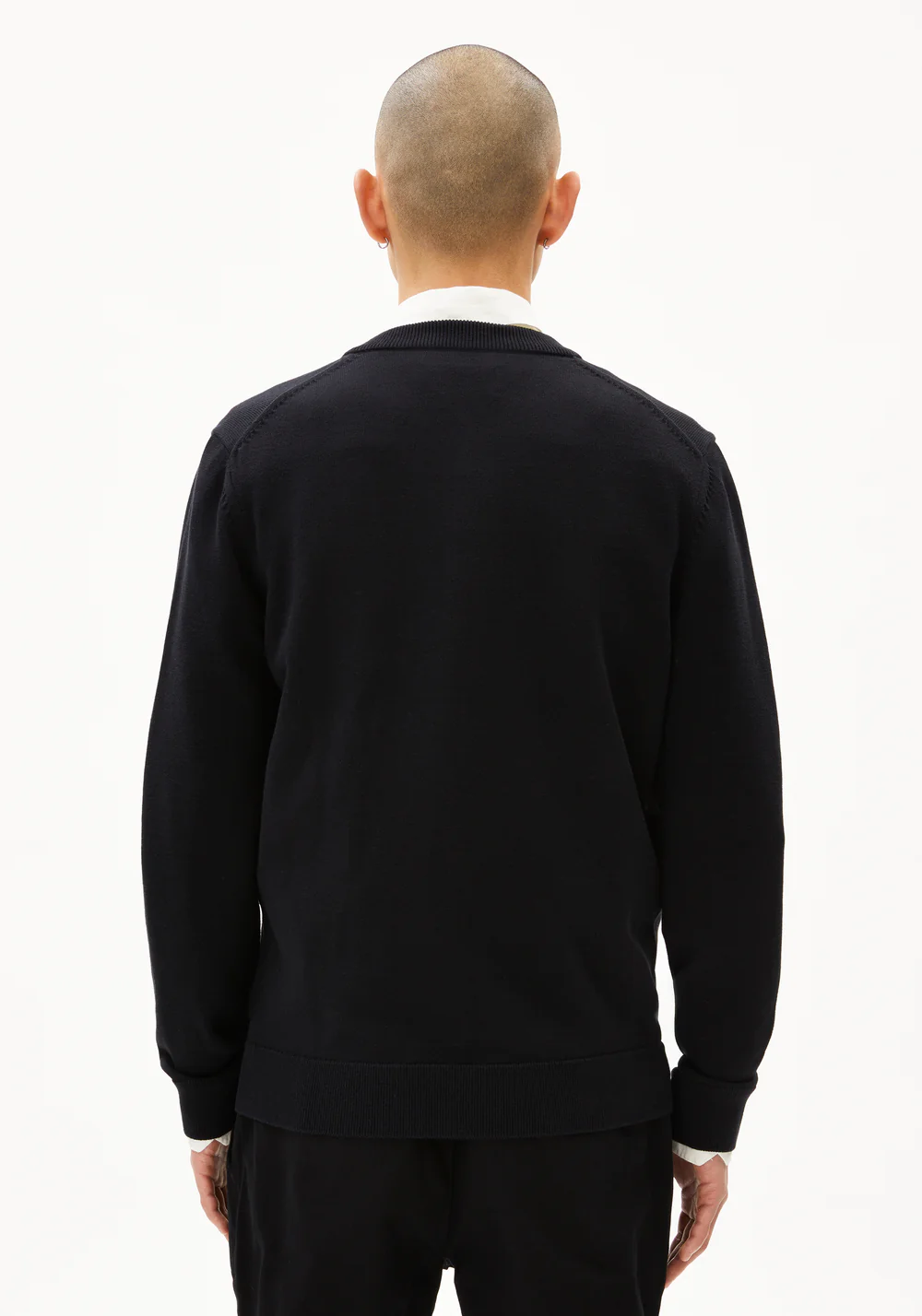 armedangels homme cardigan zippe agaamon coton bio noir l armoire poethique  2 