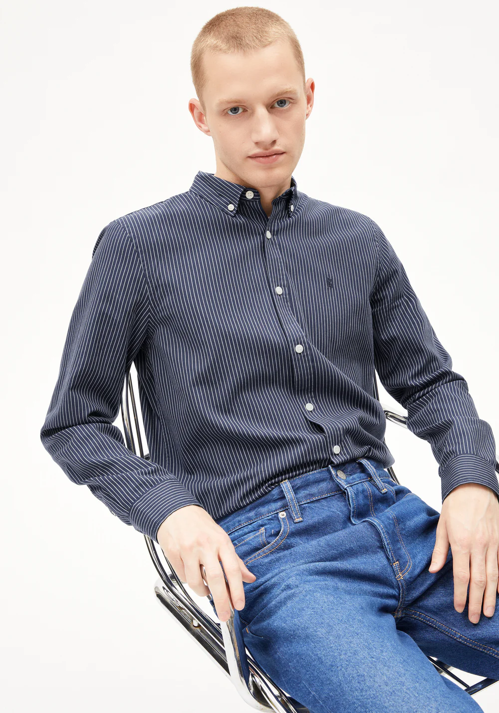 armedangels homme chemise quaasa coton bio bleu marine raye blanc l armoire poethique  3 