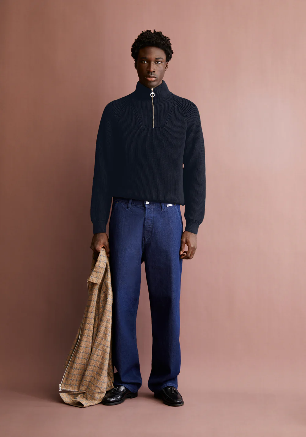armedangels homme pull camioneur kaalves gmt dye coton bio bleu marine l armoire poethique  3 