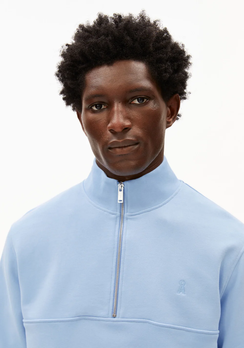 armedangels homme sweat waarlo loop coton bio bleu l armoire poethique  4 