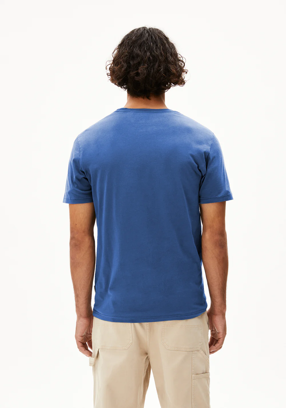 armedangels homme t shirt basique jaames coton bio bleu l armoire poethique  2 