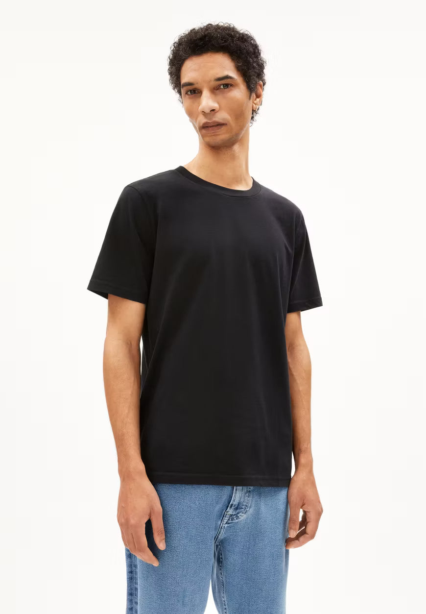 armedangels homme t shirt jaames coton bio black noir l armoire poethique  5 