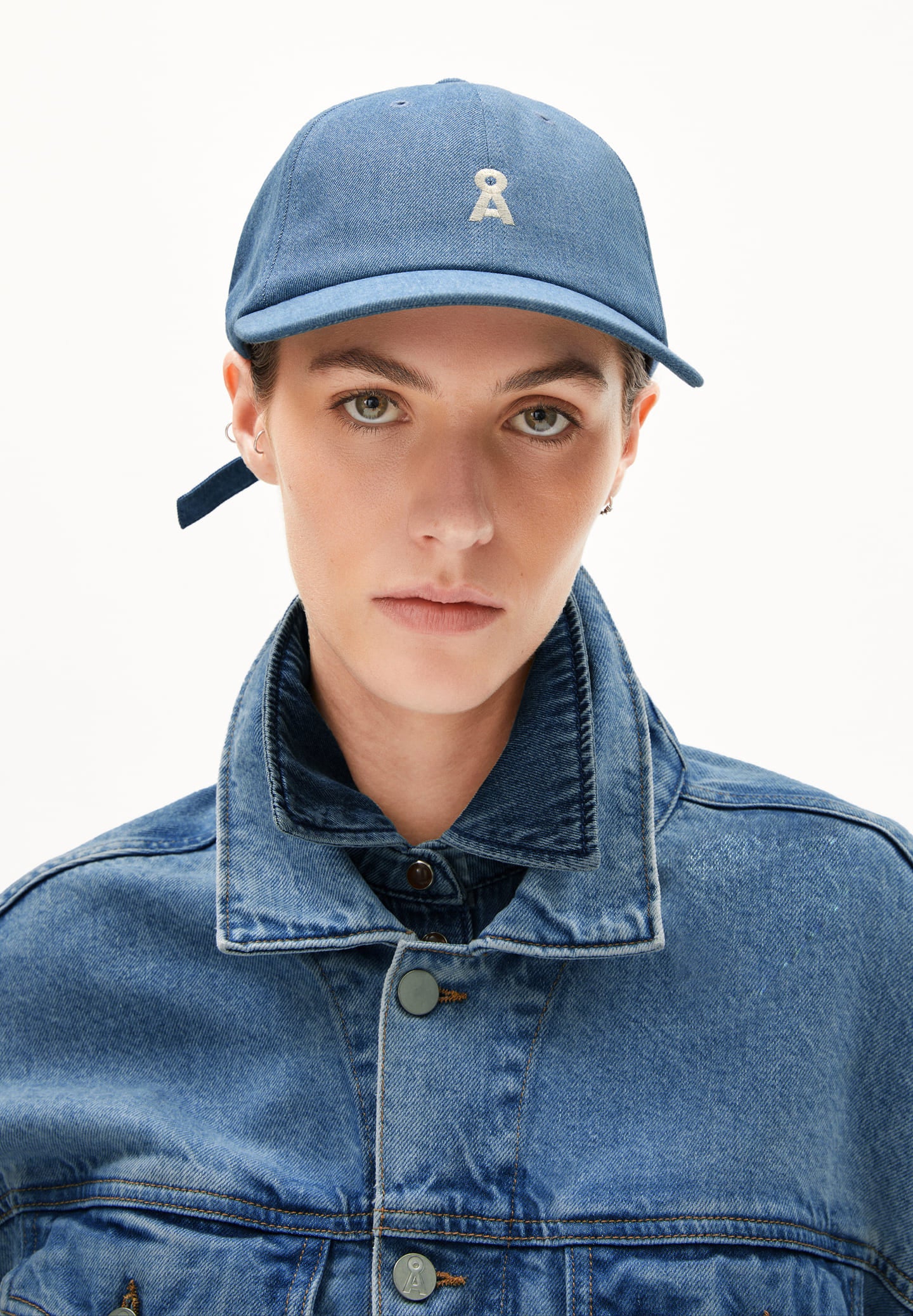 armedangels unisexe casquette yenaas denim coton bio bleu l armoire poethique  5 