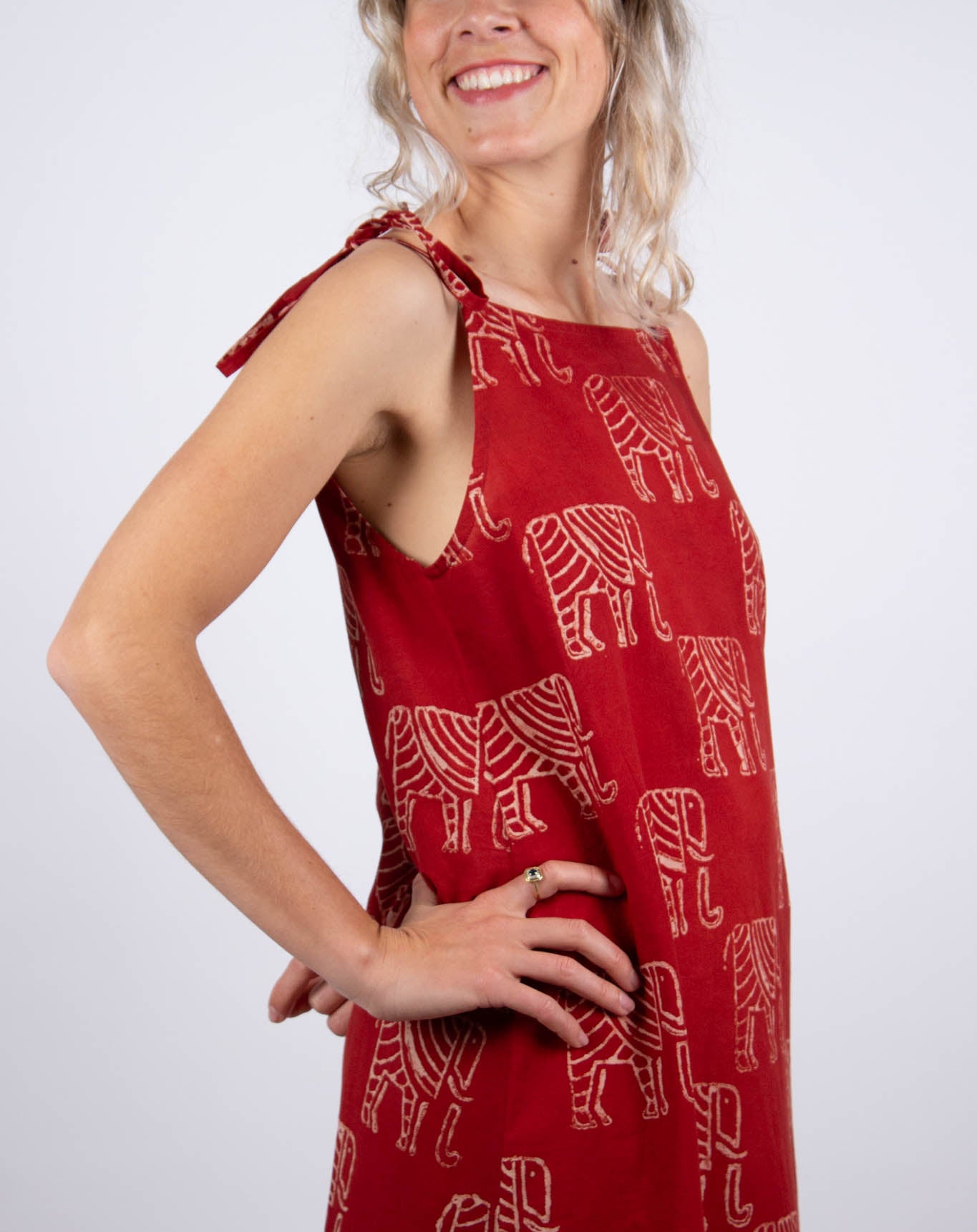 Robe Udupi en coton bio Ganesha · rouge et écru