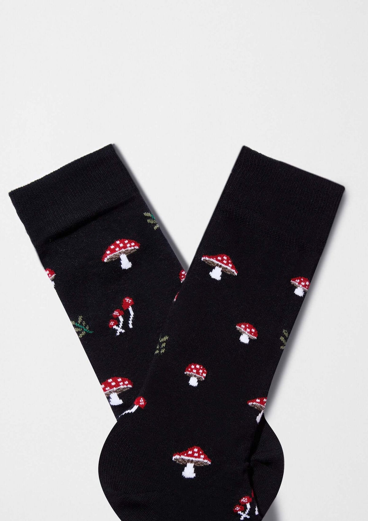 be socks unisexe chaussettes en coton bio champignon noir et rouge l armoire poe