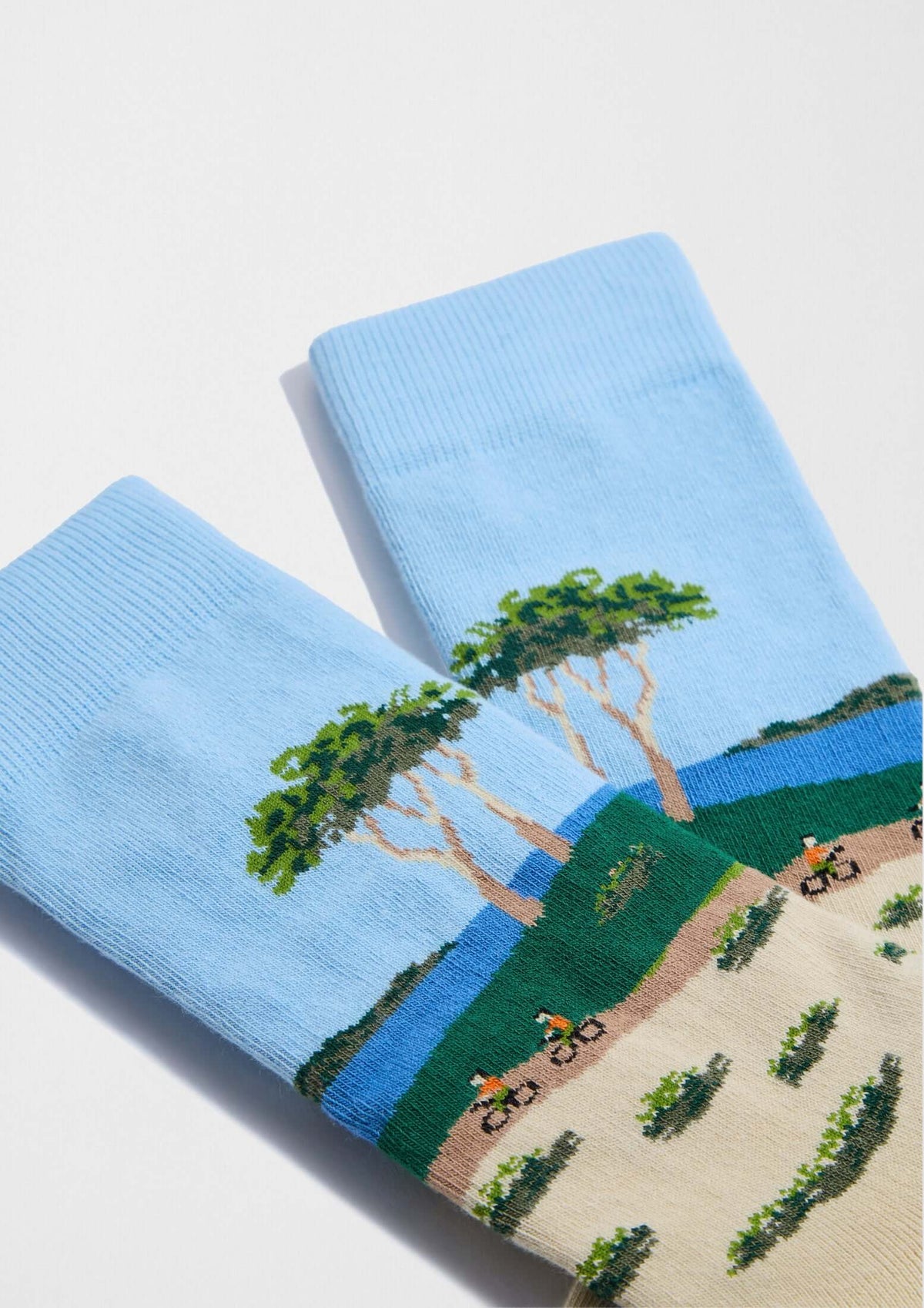 be socks unisexe chaussettes en coton bio paysage cotier beige vert l armoire po