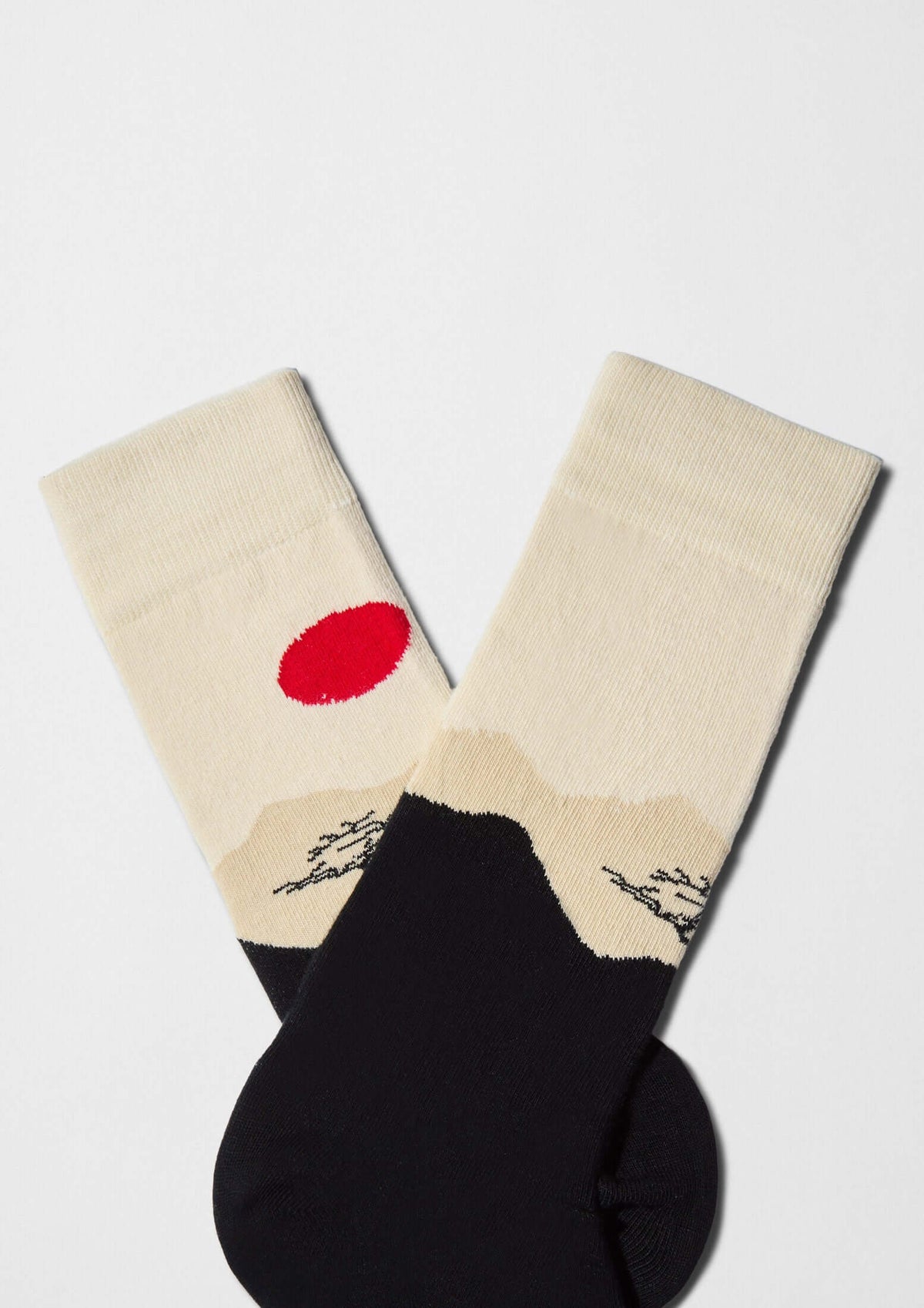 be socks unisexe chaussettes en coton bio soleil levant noir beige et rouge l ar