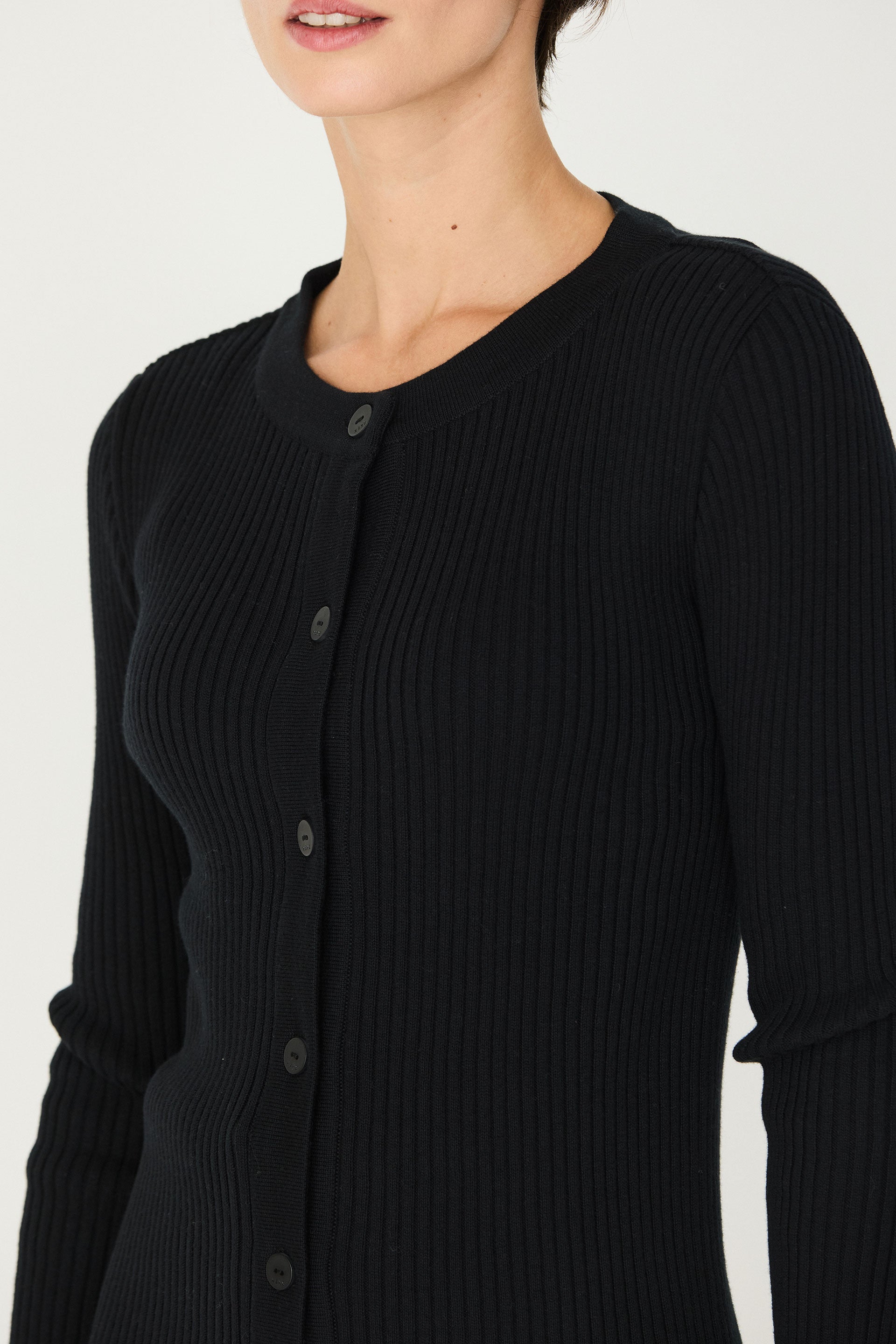 cardigan col rond en coton bio ekilore  noir skfk femme cardigan col rond ekilore coton bio noir l armoire poethique 3