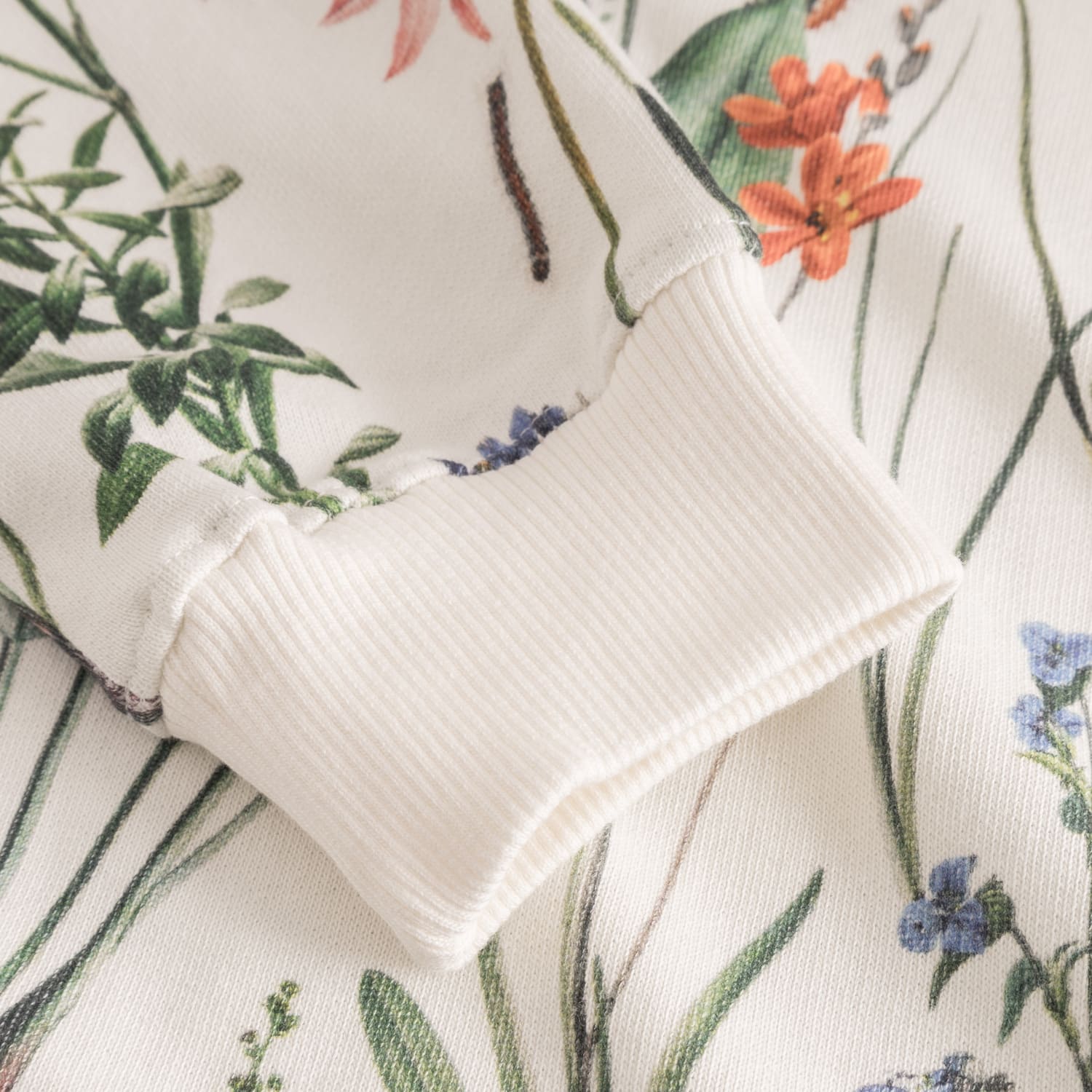 dedicated femme sweat ystad flower field coton bio creme l armoire poethique  5 