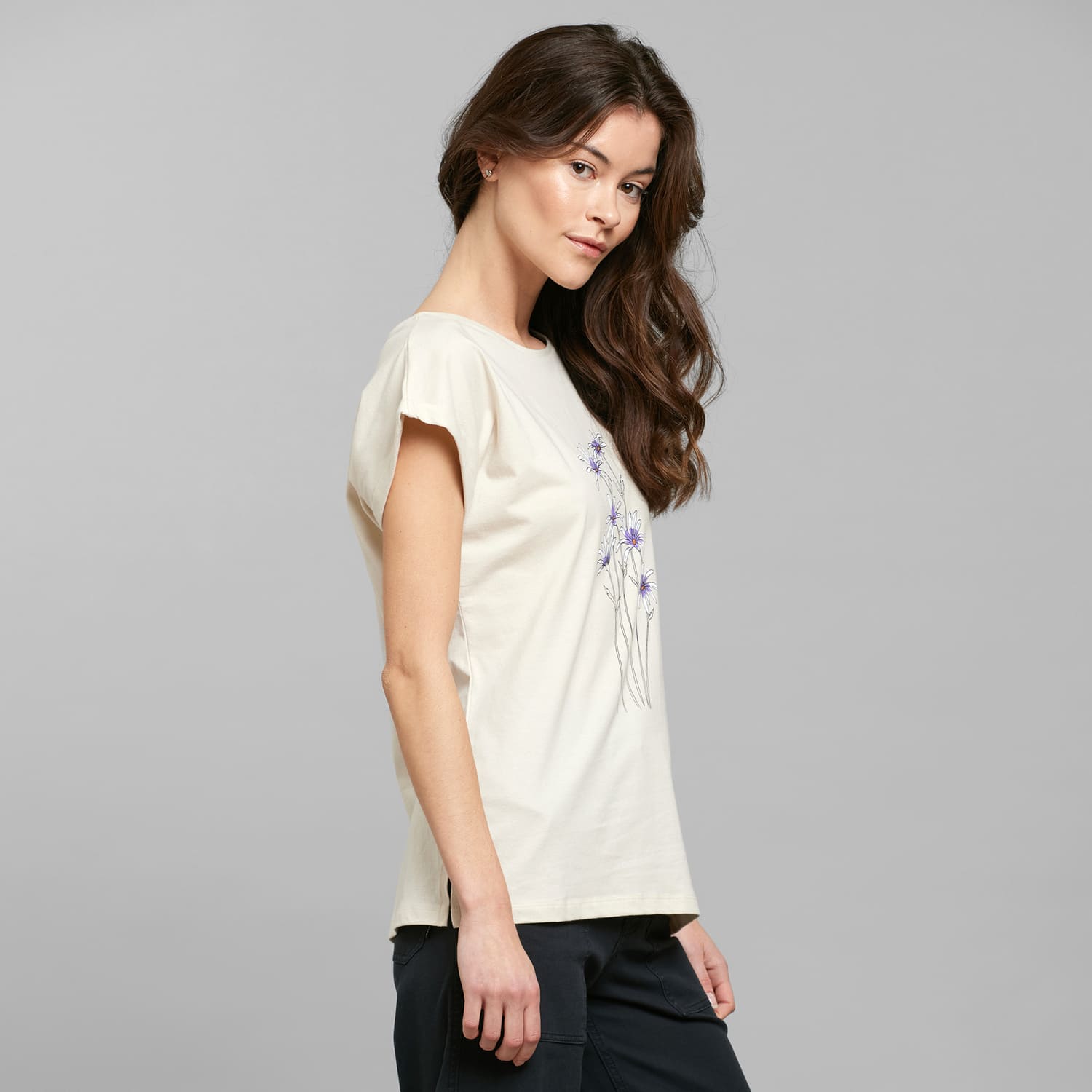 Tee-shirt marguerites en coton bio · crème - visby daisies oat white rainy day