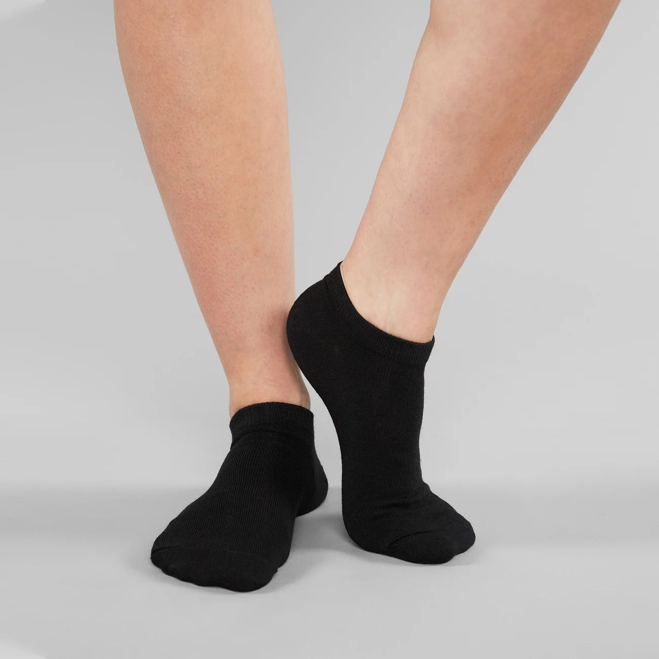 dedicated unisexe socquettes low socks tibble black coton bio noir l armoire poethique  3 