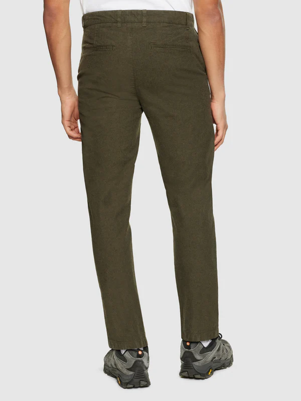 knowledge cotton apparel homme pantalon chino chuck flannel coton bio vert olive l armoire poethique  3 