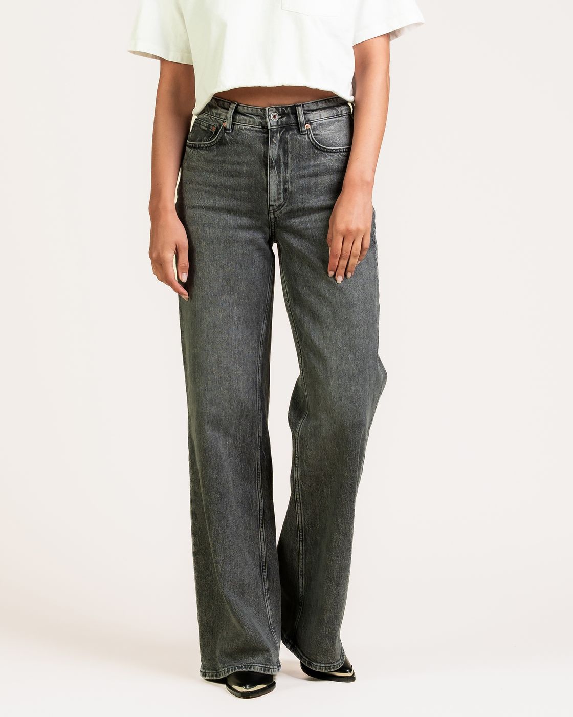kuyichi femme jean large taille haute en coton bio gris delave   harper wide leg