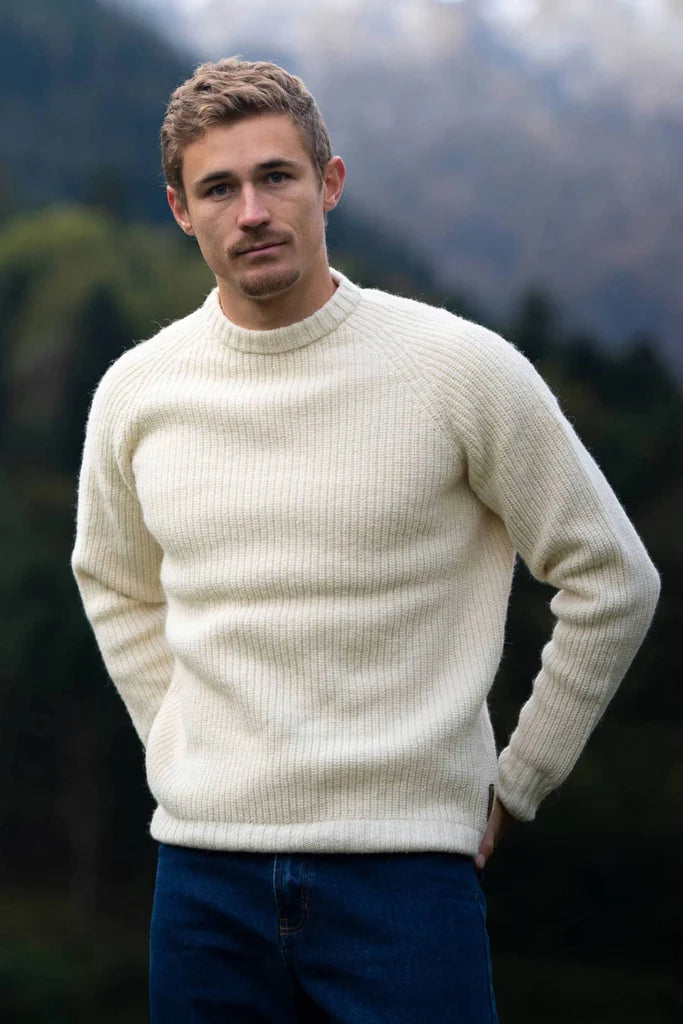 maison izard homme pull lapiaz ecru laine l armoire poethique  2 