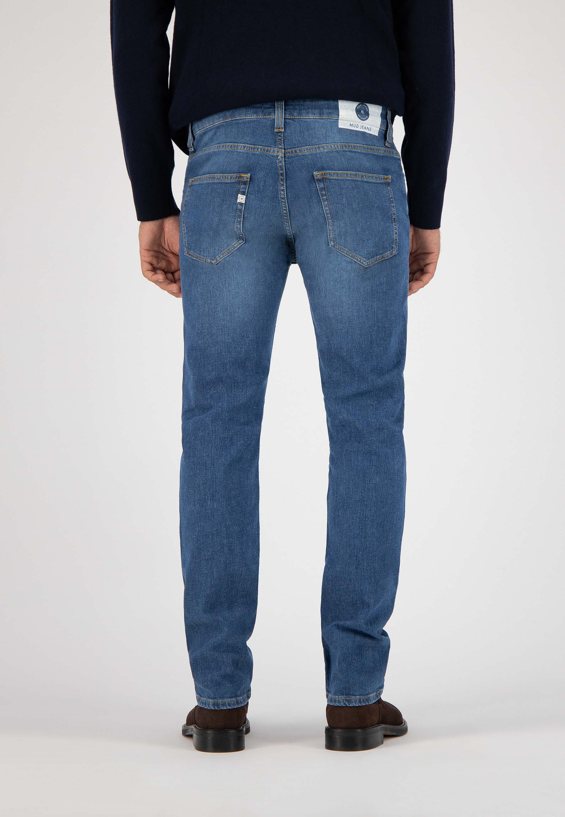 Jean droit en coton bio et coton recyclé · bleu denim - regular bryce authentic indigo